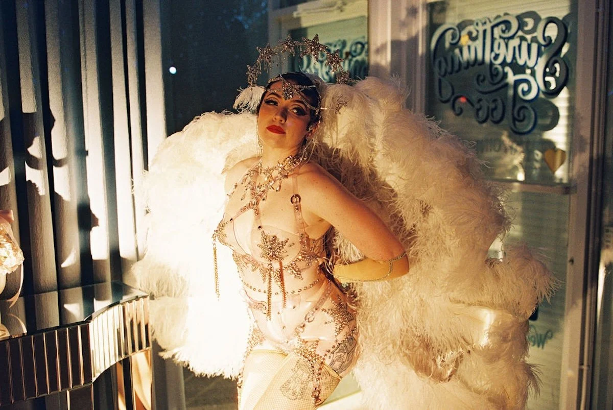 Burlesque Showgirl Sure Thing Chapel Petite Cherry Photo Film Photography Las Vegas70.jpg