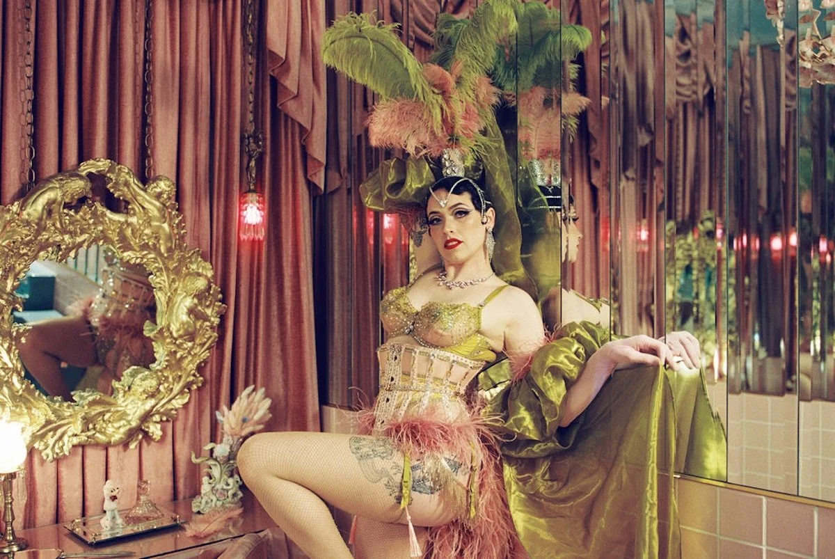 Burlesque Showgirl Sure Thing Chapel Petite Cherry Photo Film Photography Las Vegas76.jpg