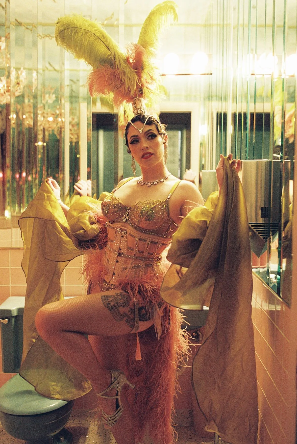 Burlesque Showgirl Sure Thing Chapel Petite Cherry Photo Film Photography Las Vegas88.jpg