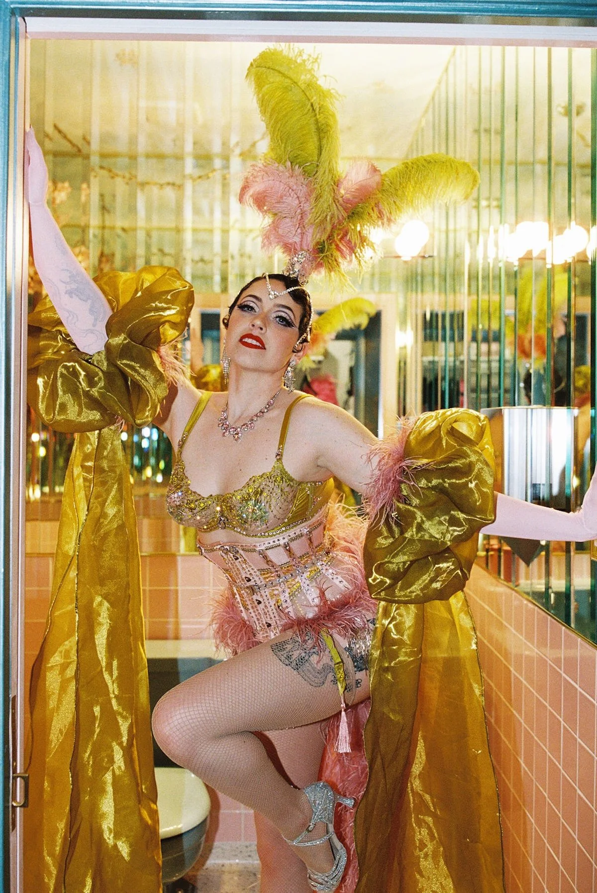 Burlesque Showgirl Sure Thing Chapel Petite Cherry Photo Film Photography Las Vegas86.jpg