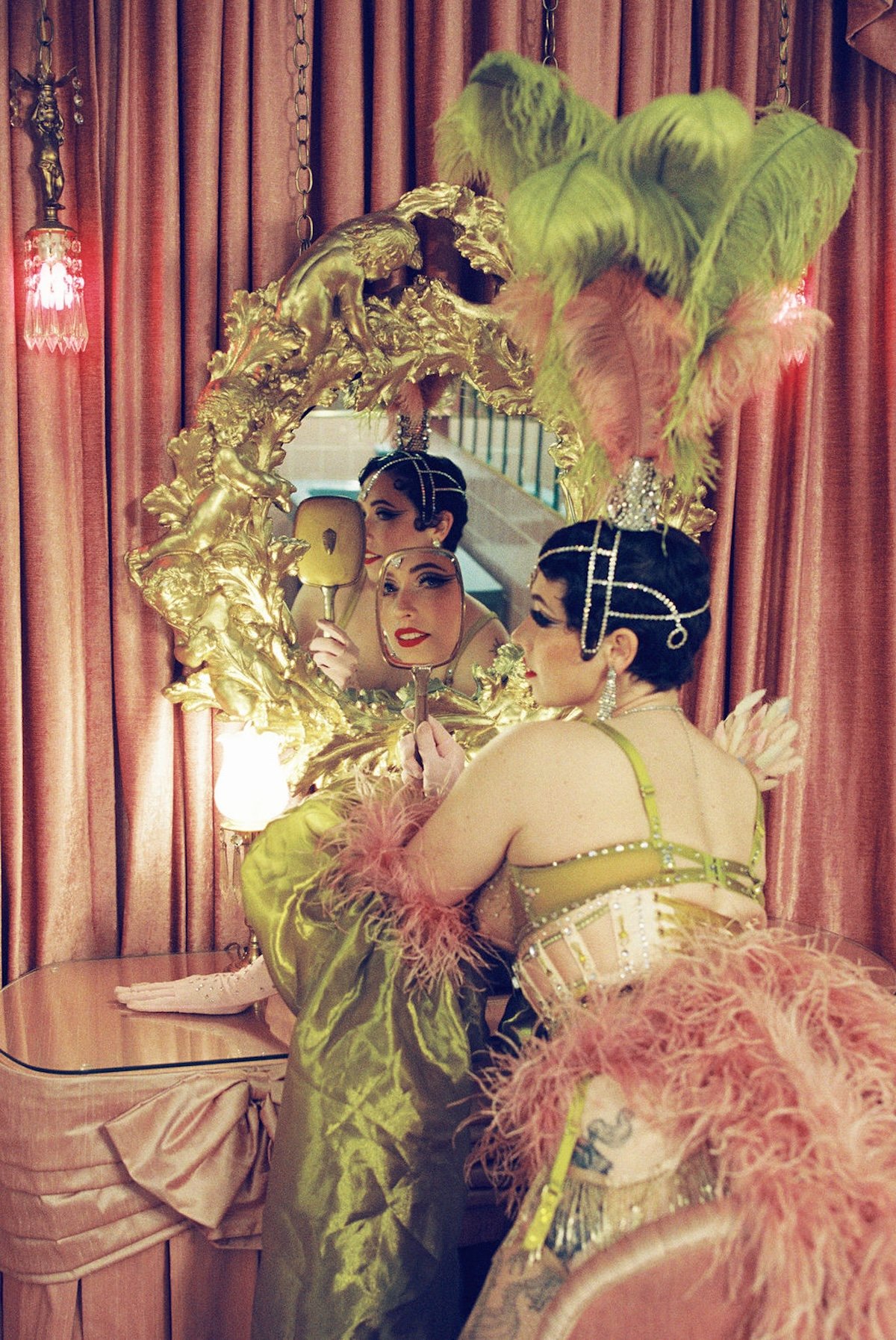 Burlesque Showgirl Sure Thing Chapel Petite Cherry Photo Film Photography Las Vegas79.jpg