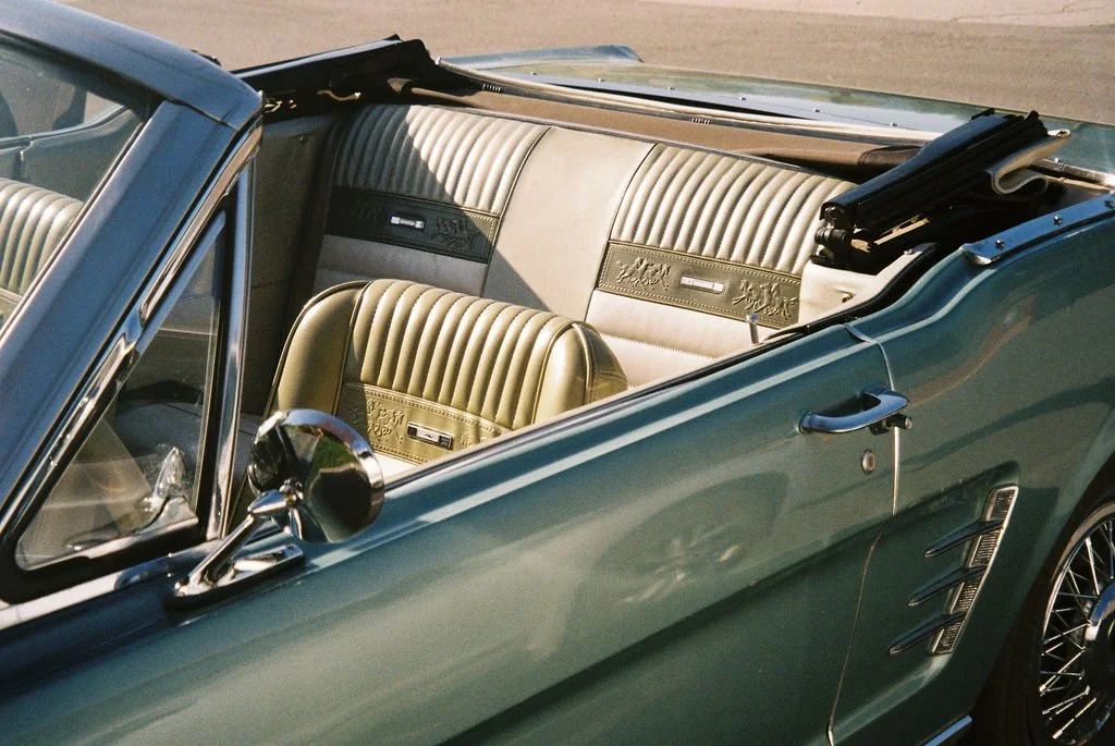 it's a sign postcard pack