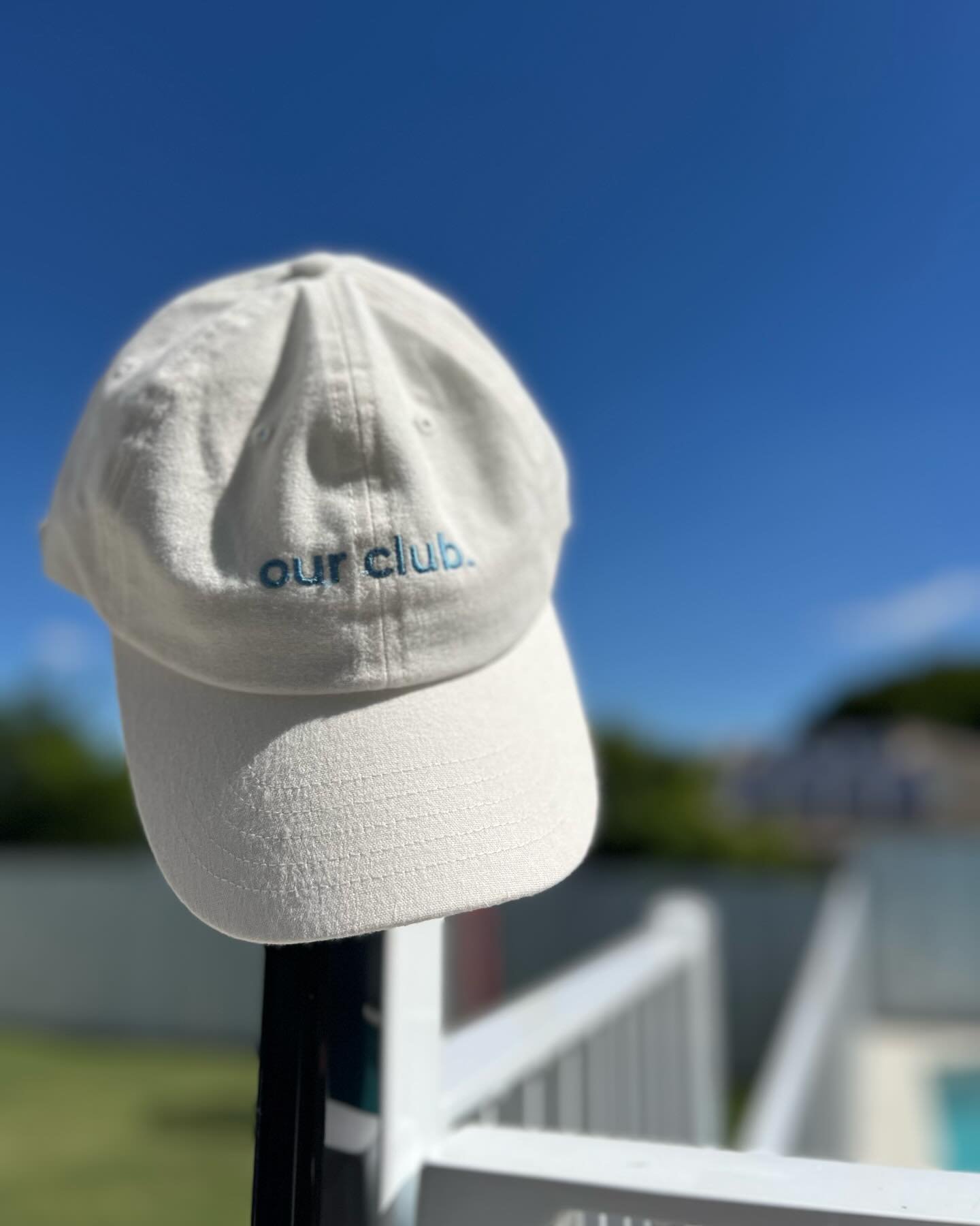 Rain or shine, our classic cap has you covered! ☀️🌧️ Perfect for any season and every adventure. Isn&rsquo;t it time you topped off your look with the best? #AllWeatherWear #OurClubStyle
