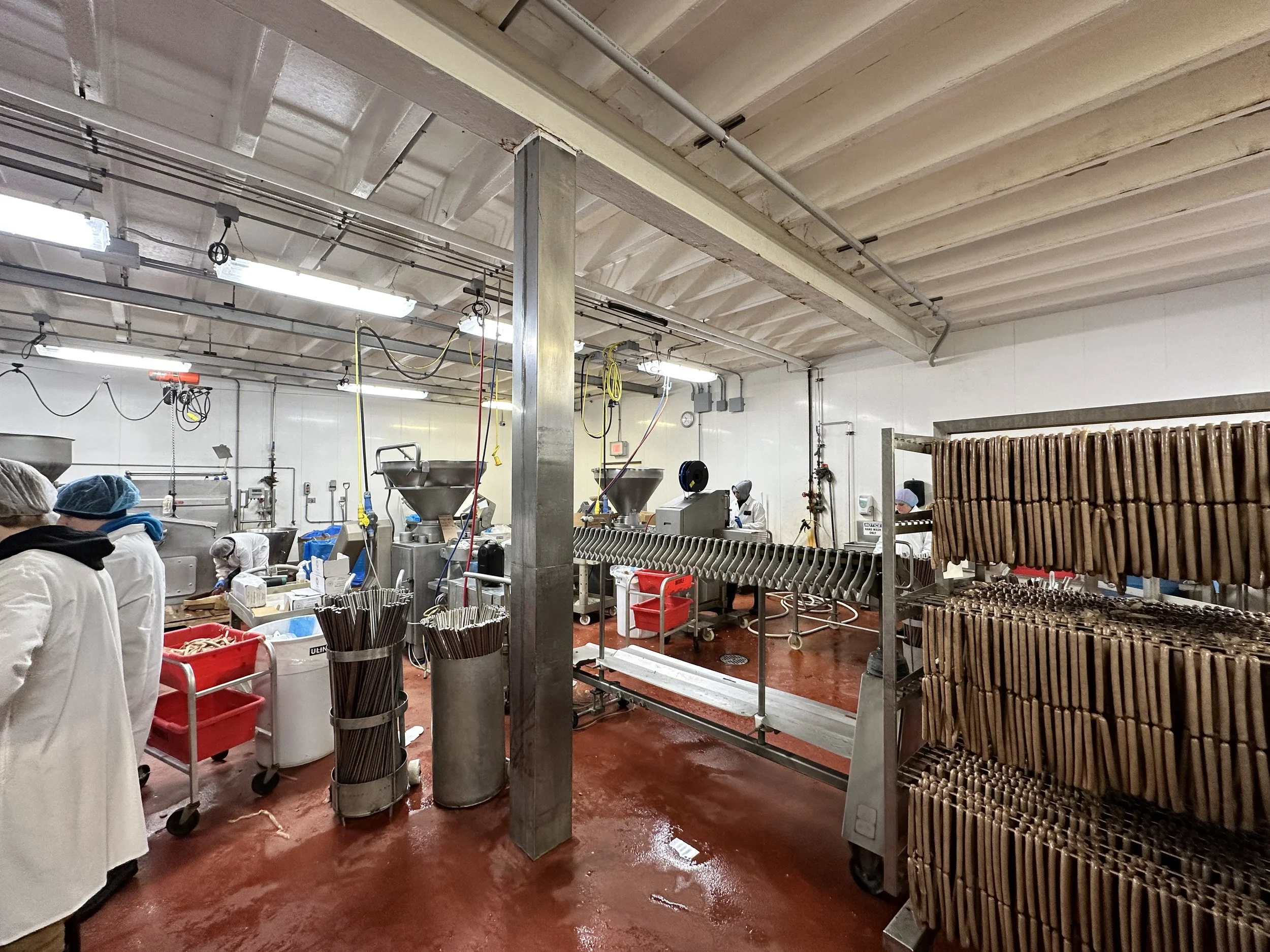 Air & Surface Hygiene in Food Processing - 
Reduce microbial contamination and strengthen food safety with cleaner air and surfaces in any size facility.