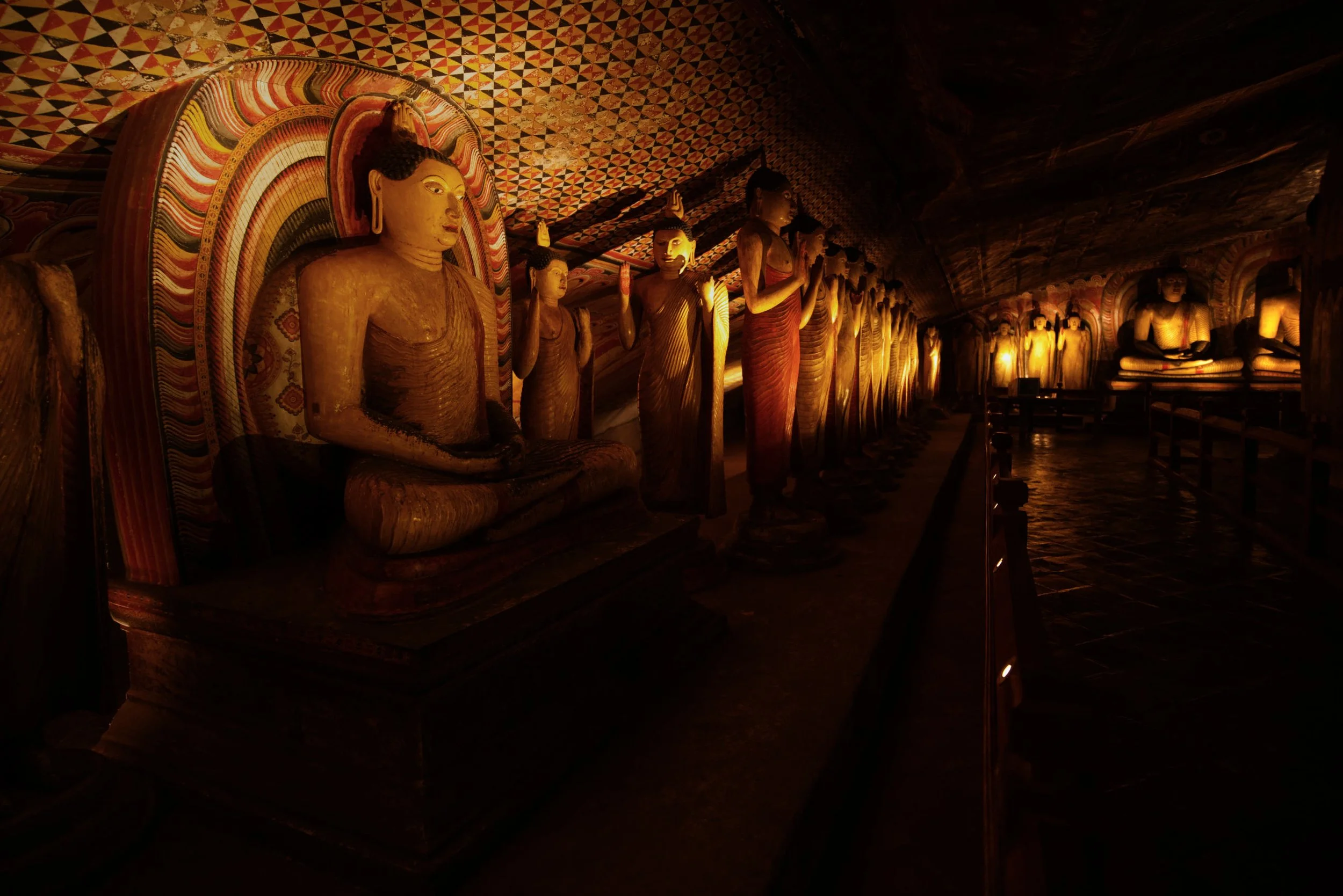 Buddha statues in the Dambulla Cave Temple Sri Lanka.jpg