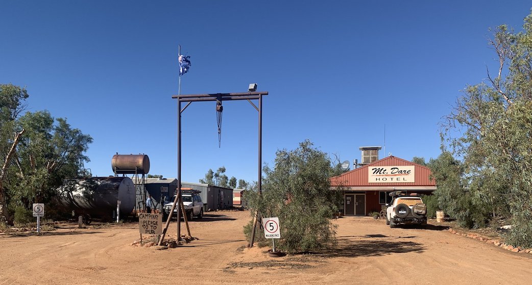 Simpson Desert Mt Dare Hotel