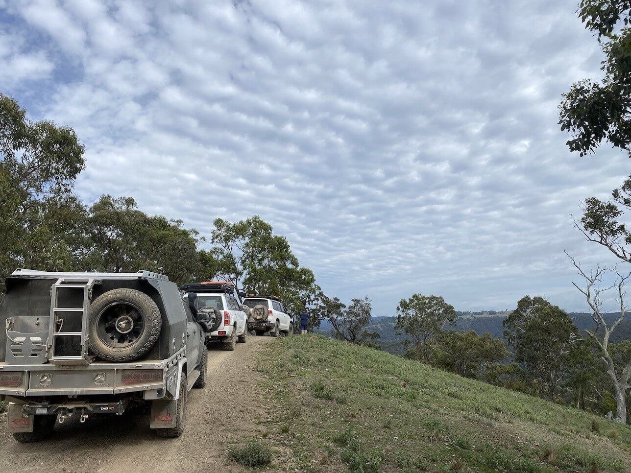 Three 4WD vehicles on a tagalong tour in Abercrombie River National Park