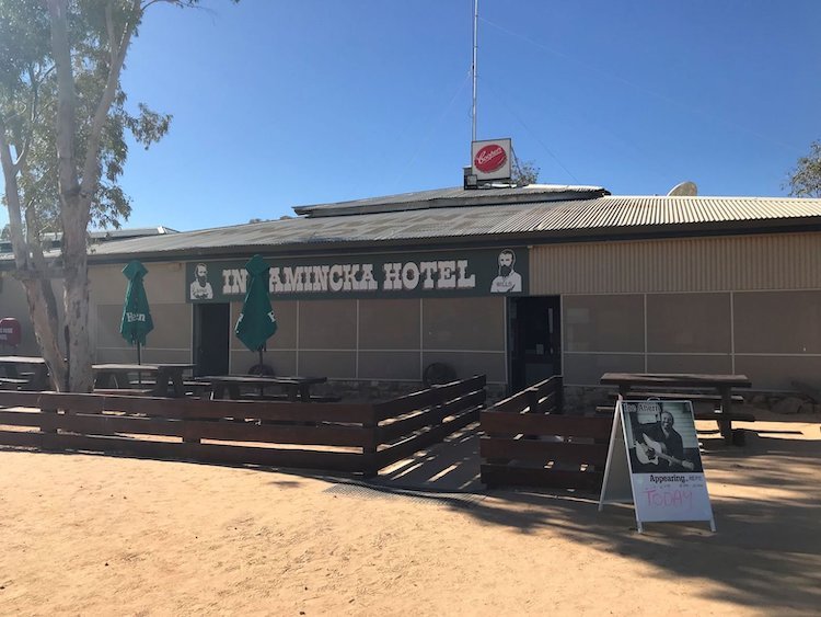 corner-country-innamincka-hotel-84kb.jpeg