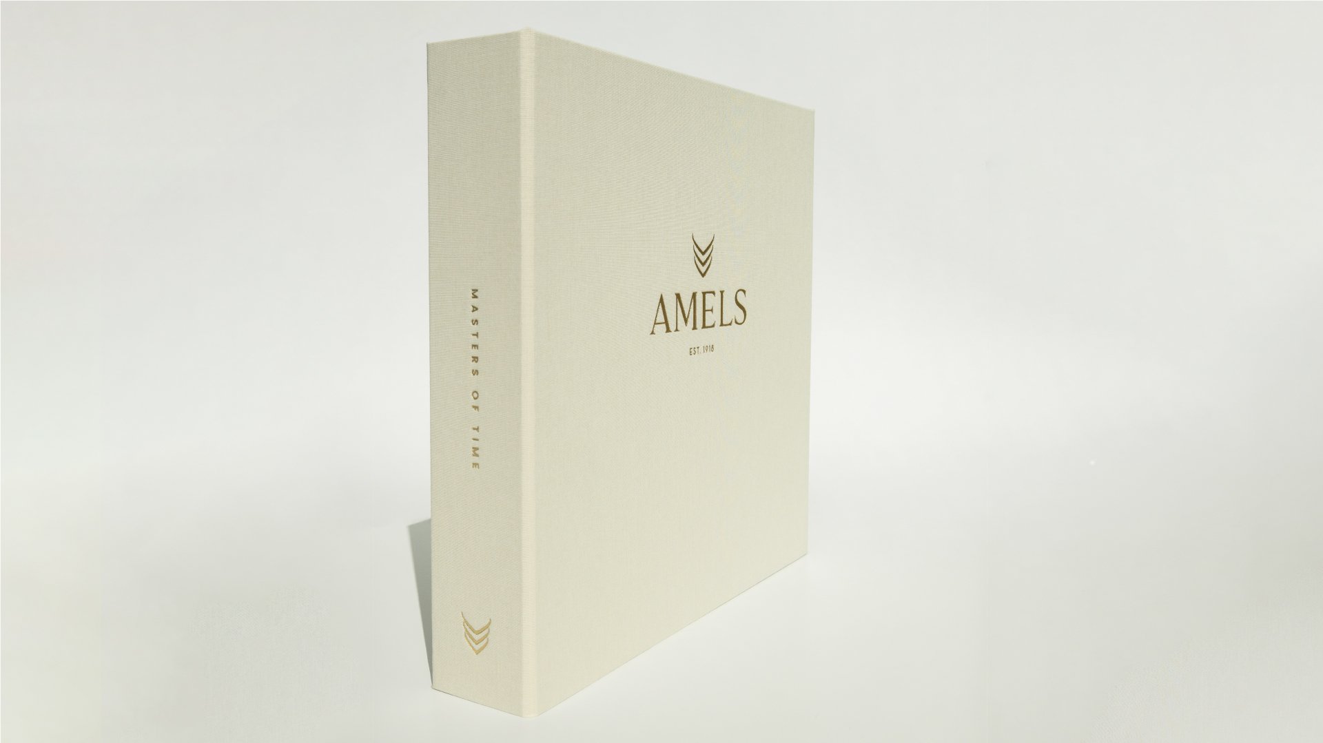 Amels Yachting - Bas Manders - Freelance Art Director. Working as a creative art director for the past years have given me extensive experience building international brands.