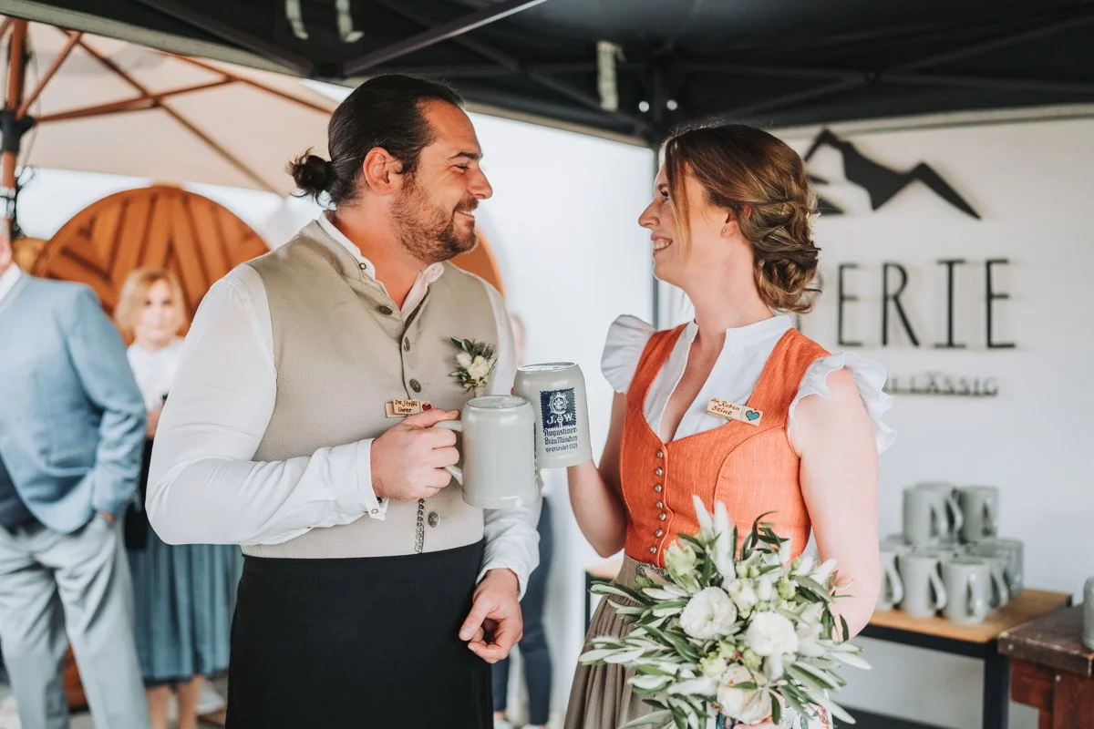 Feier Alperie Schliersee – Hochzeit Schliersee, Alperie, Bierfassanstich, Hochzeitsparty