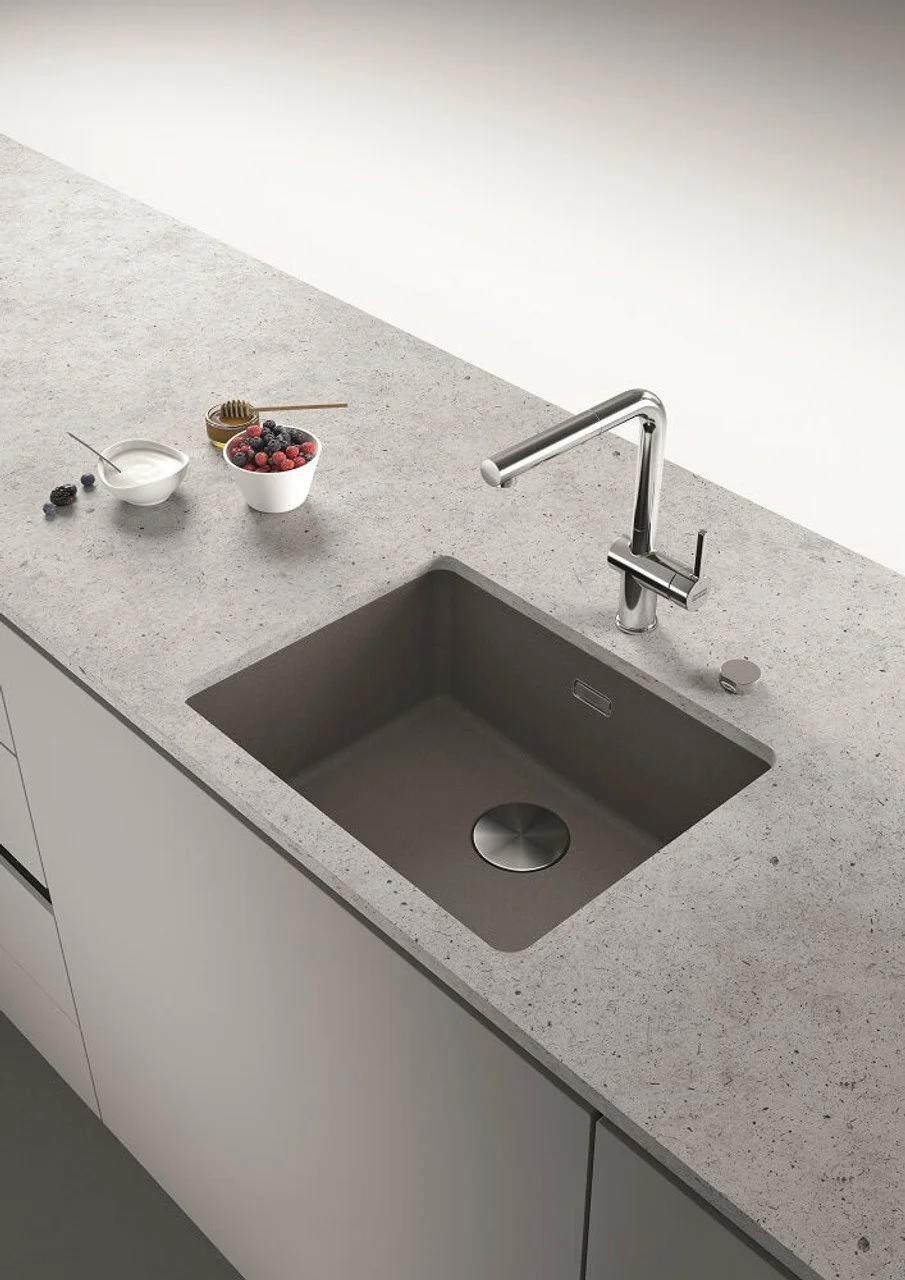 PIANI DI LAVORO IN GRES PER CUCINE E BAGNI