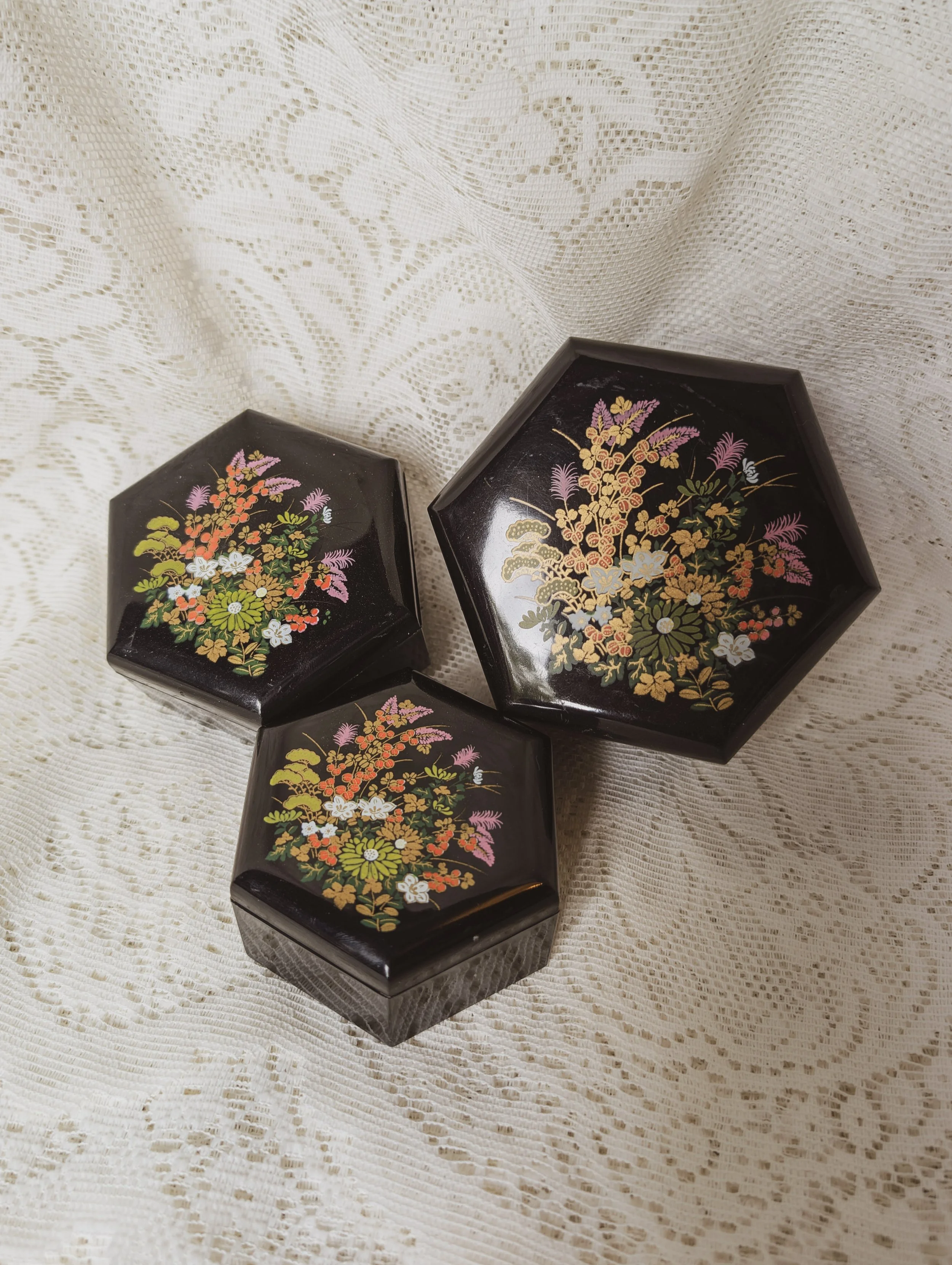 Vintage Set of Three Nesting / Stacking Boxes Japanese Floral Gilded