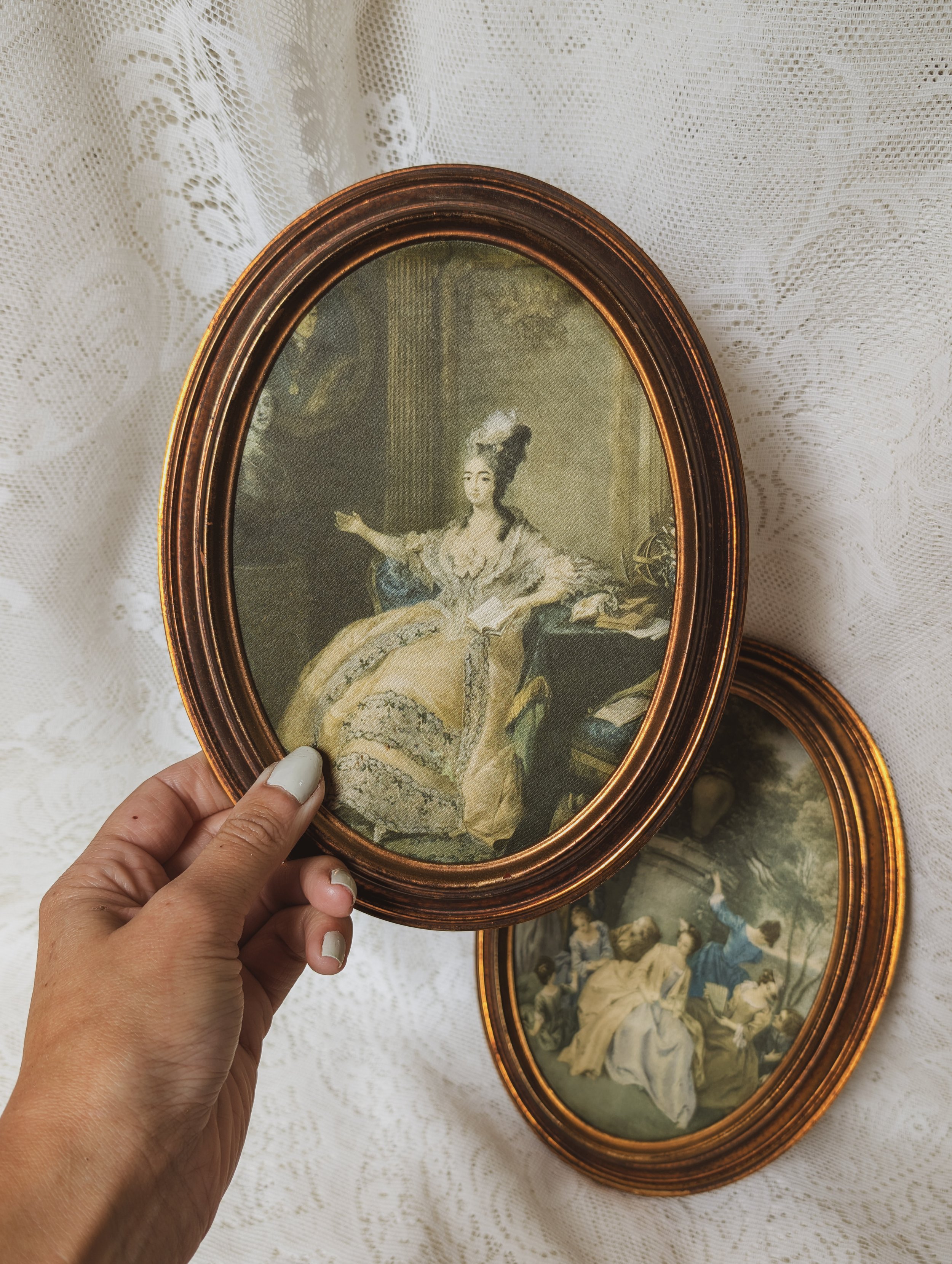 Italian Vintage - Pair of Oval Framed Fabric Prints