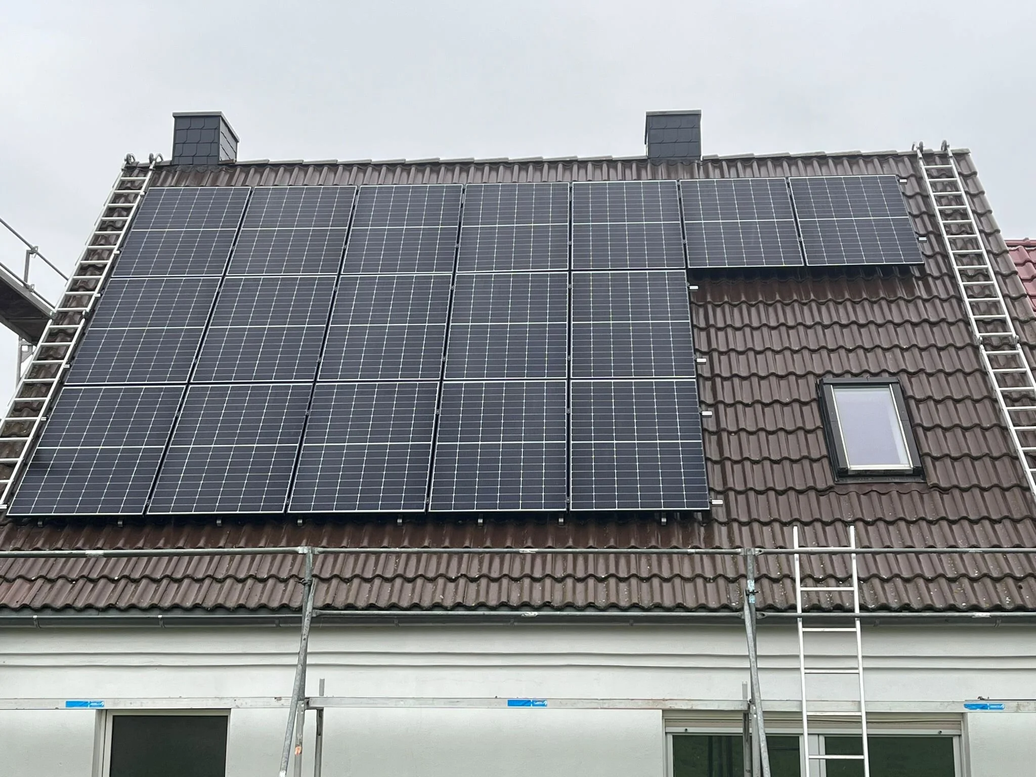 0egPlcGlqusc0woFupVjJzIZWFaWBetzka6Tsb68C5