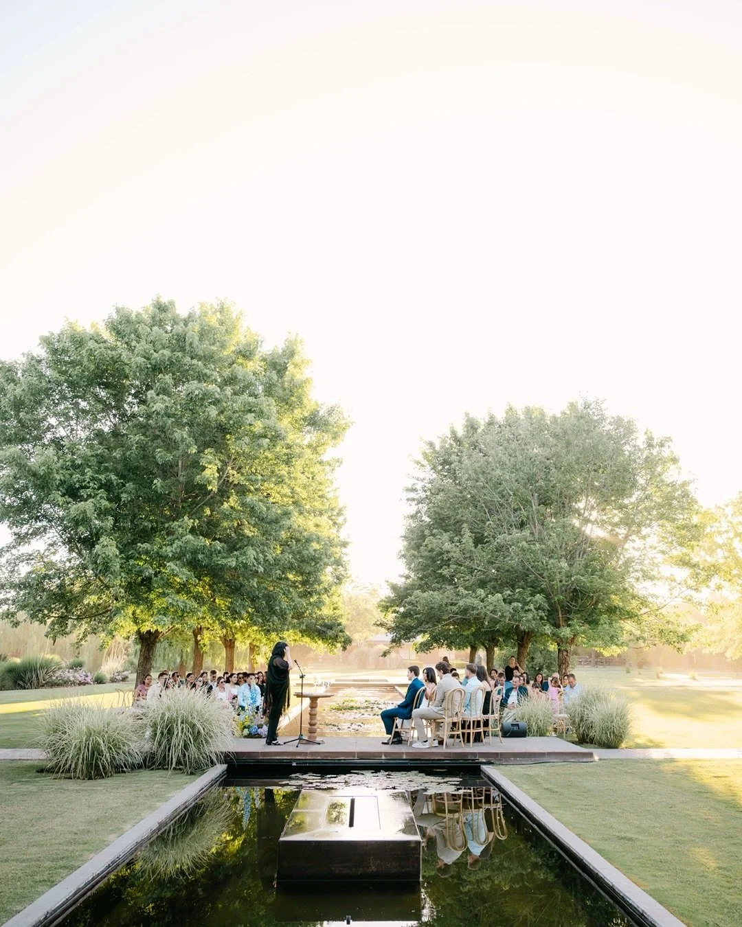 Sofia &amp; Agust&iacute;n 💍
D&iacute;a de civil inolvidable en @eldokharas.
Entre colores, primavera y momentos compartidos con familia y amigos ✨

WP: @piahardoy @delfinacc ✨

Venue: @eldokharas 
Design: @anteraestudio 
Catering: @treecocina 
Phot