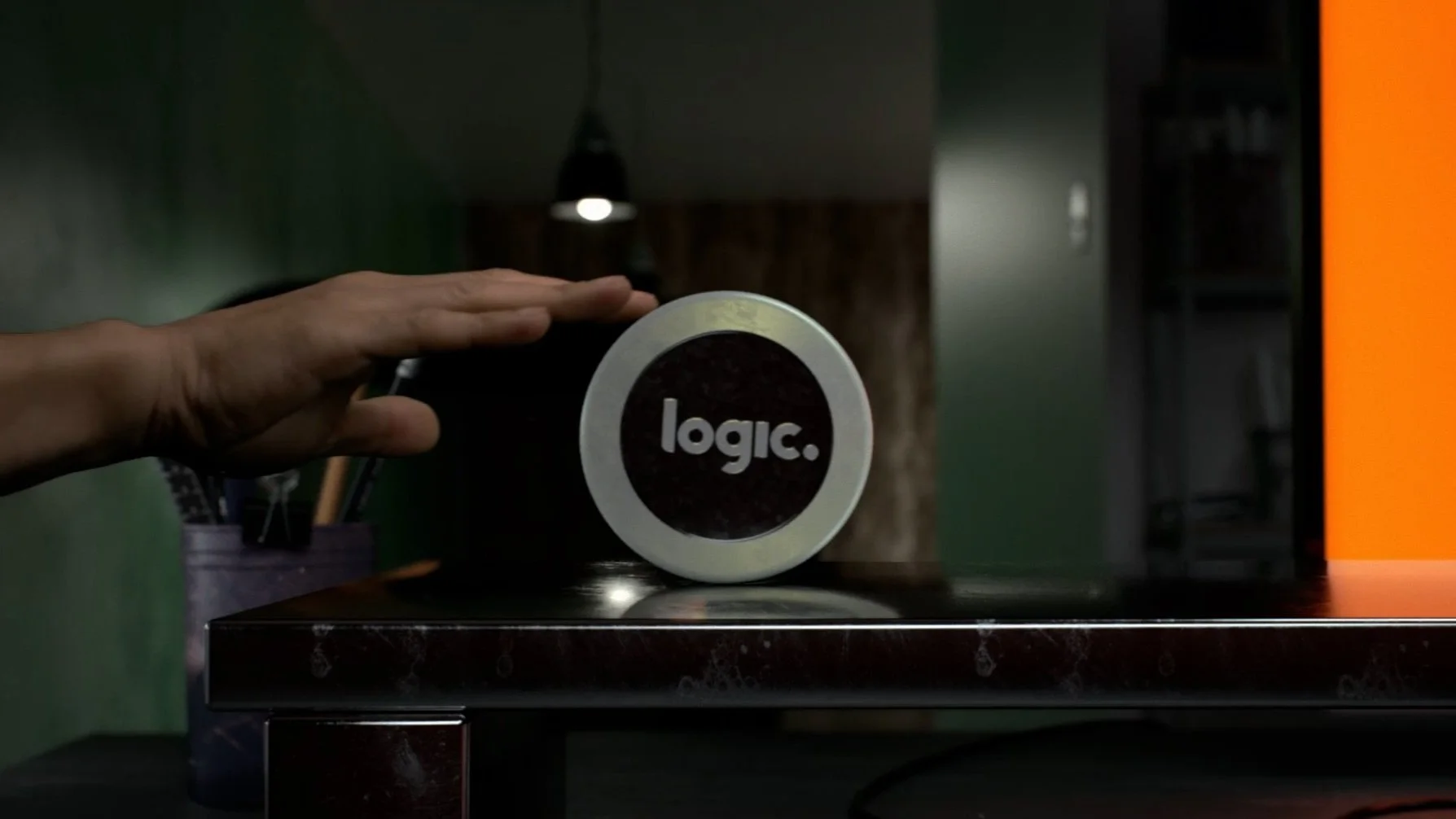 Logic+Compact+Domino+Film.mp4.00_00_02_05.Still004.jpg