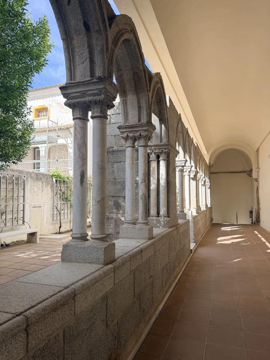 Church of St. Francis cloister, Evora