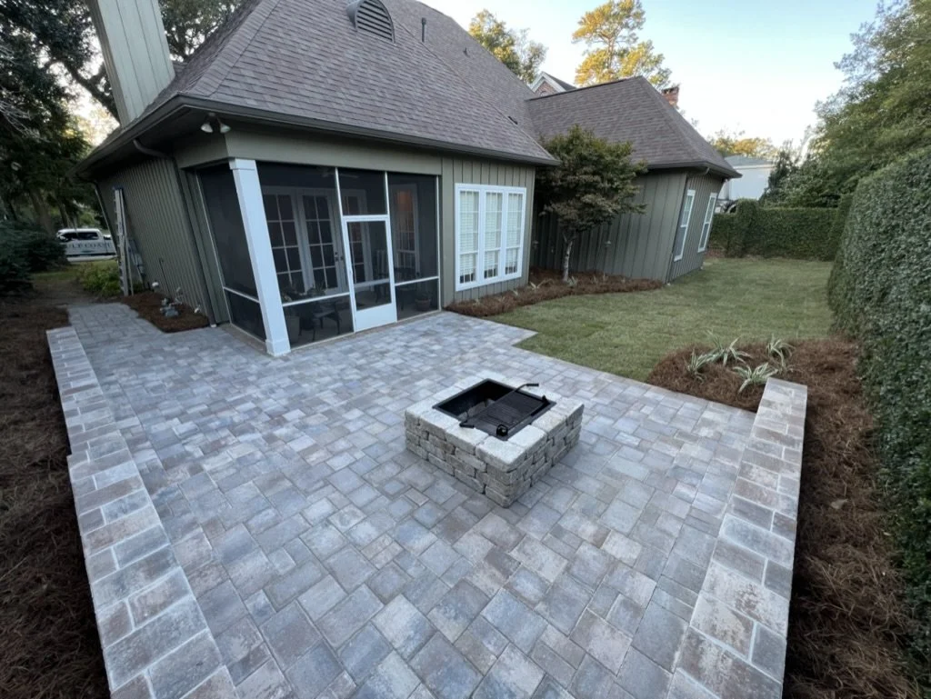 Rustic outdoor chimney with cozy ambiance, perfect for family gatherings and relaxation.