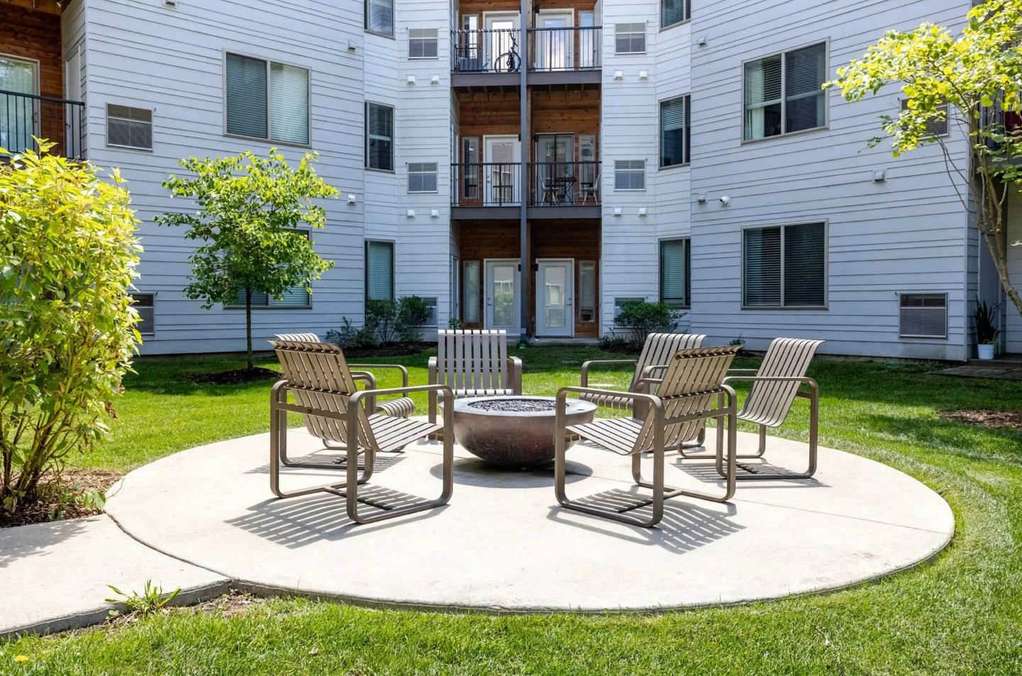 🏡 Home is where your story begins. Write yours at The Monarch in Des Plaines. ✨➡️ Link in bio to view our available floorplans and schedule your tour!#TheMonarch #DesPlainesLiving #ApartmentLiving #ChicagoApartments #ForRent #NewHome