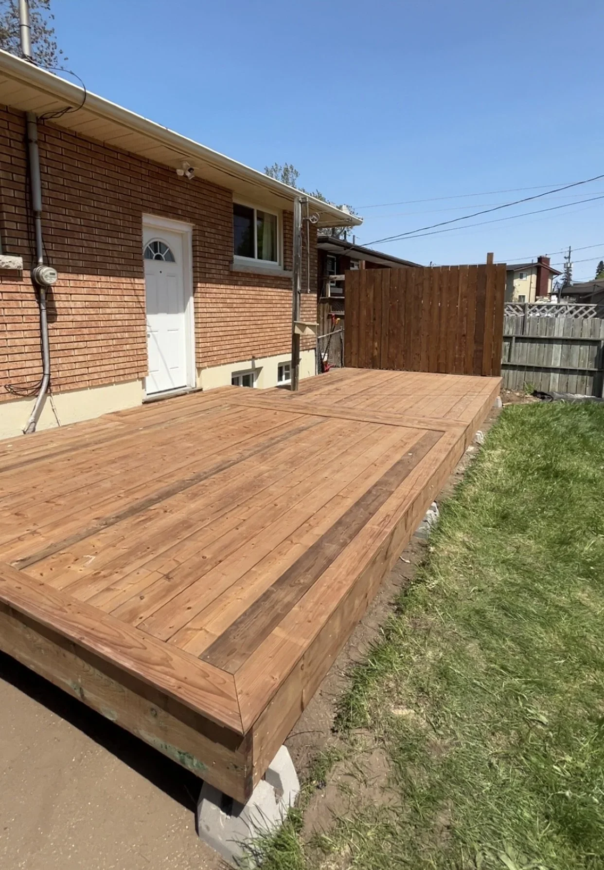 Thunder bay backyard deck