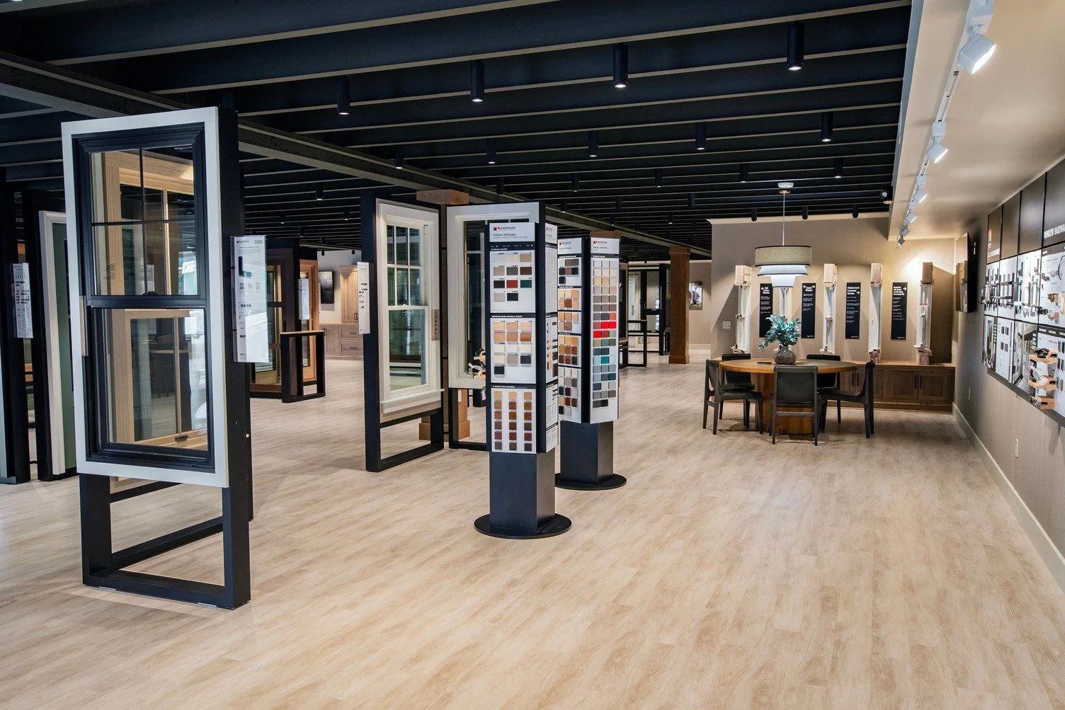 84-andersenshowroom-pittsburgh-2025-b00i6737.jpg
