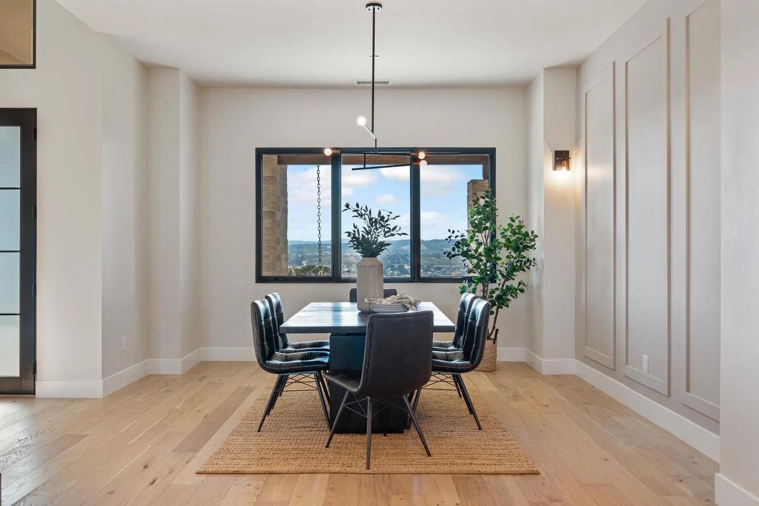 1529 Burnt Rock Way Templeton-large-020-082-Dining Room-1499x1000-72dpi.jpg
