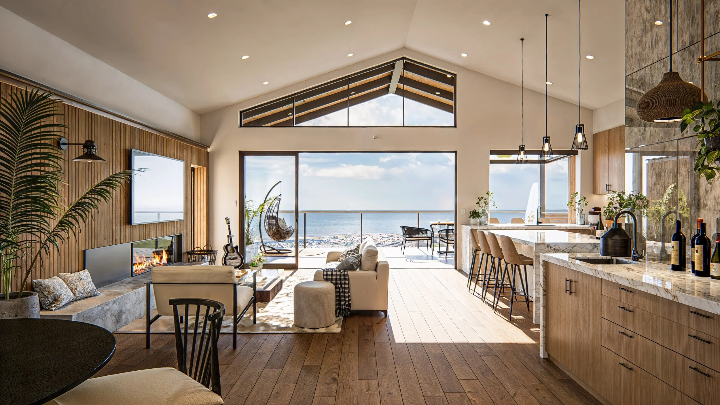 Interior final render of this coastal home 🌊

We designed unique glazing moments to take advantage of this project&rsquo;s beautiful location. 
&bull;
&bull;
&bull;
&bull;
&bull;
#ehdstudio #architecture #architect #design