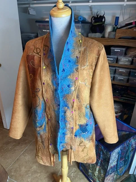 Finshed SouthWest Jacket with faux suede sleeves
