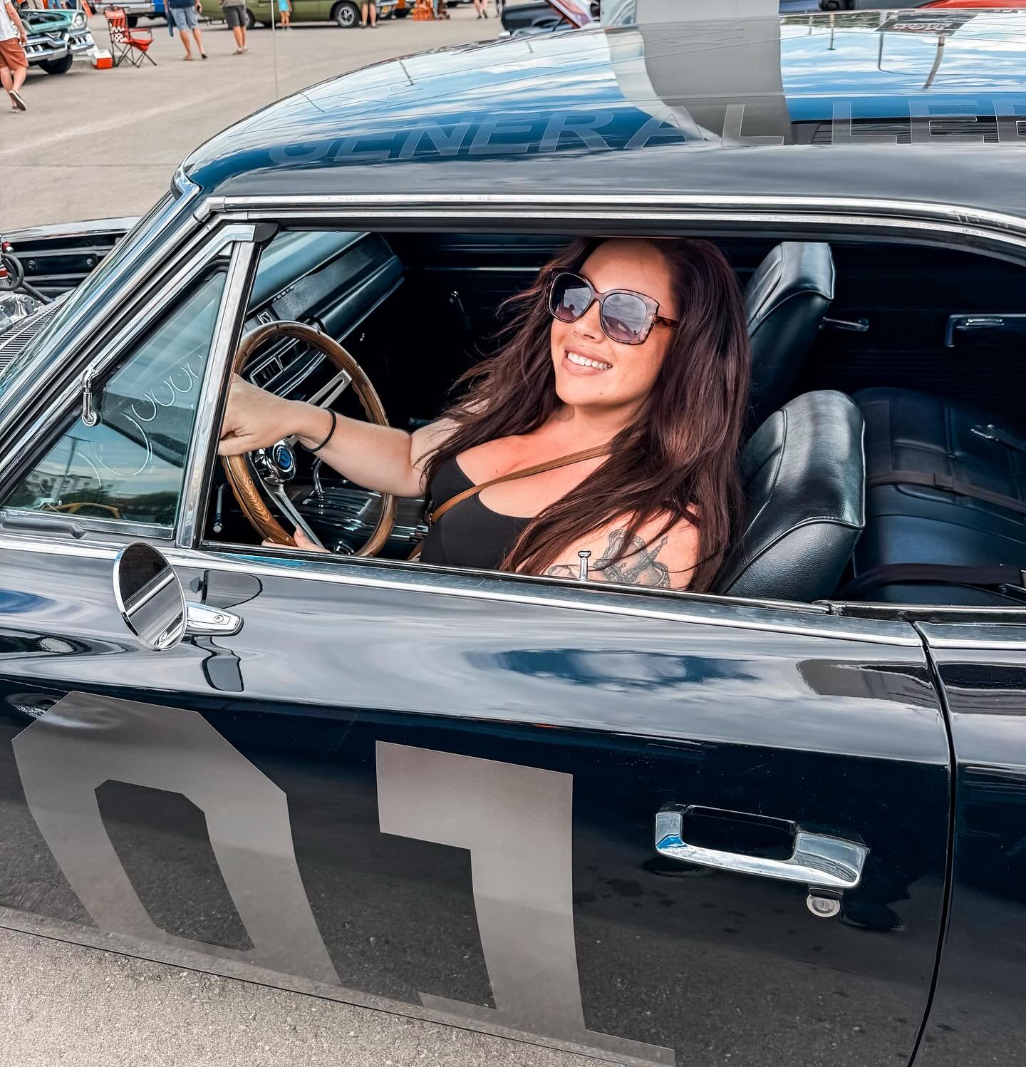 Just call me Daisy Duke for the day ⚡️🖤 #generallee #generalleecharger #01