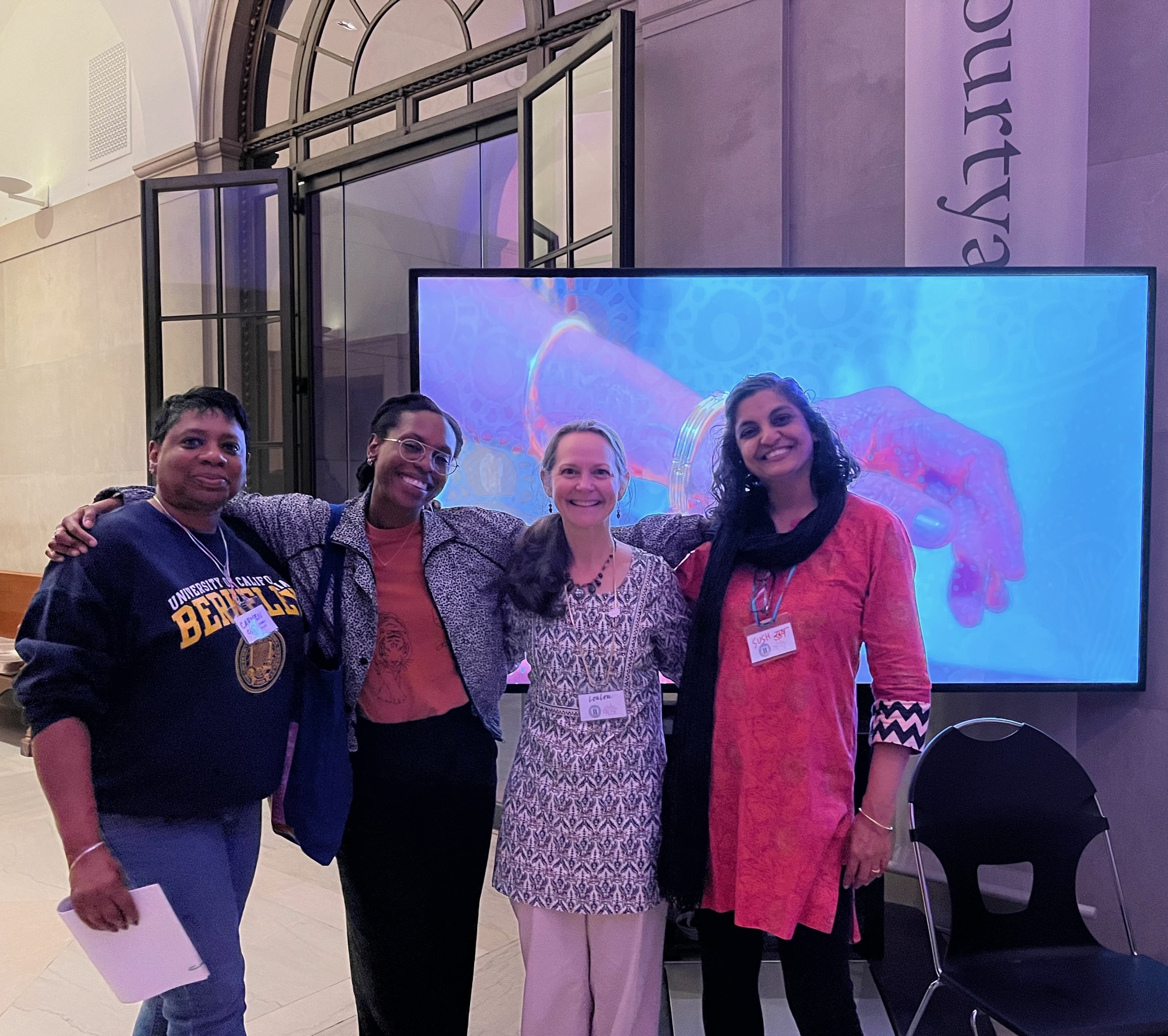 The original teaching team :) From left, carmen, Kori, LouLou and Sush. But then others joined in!