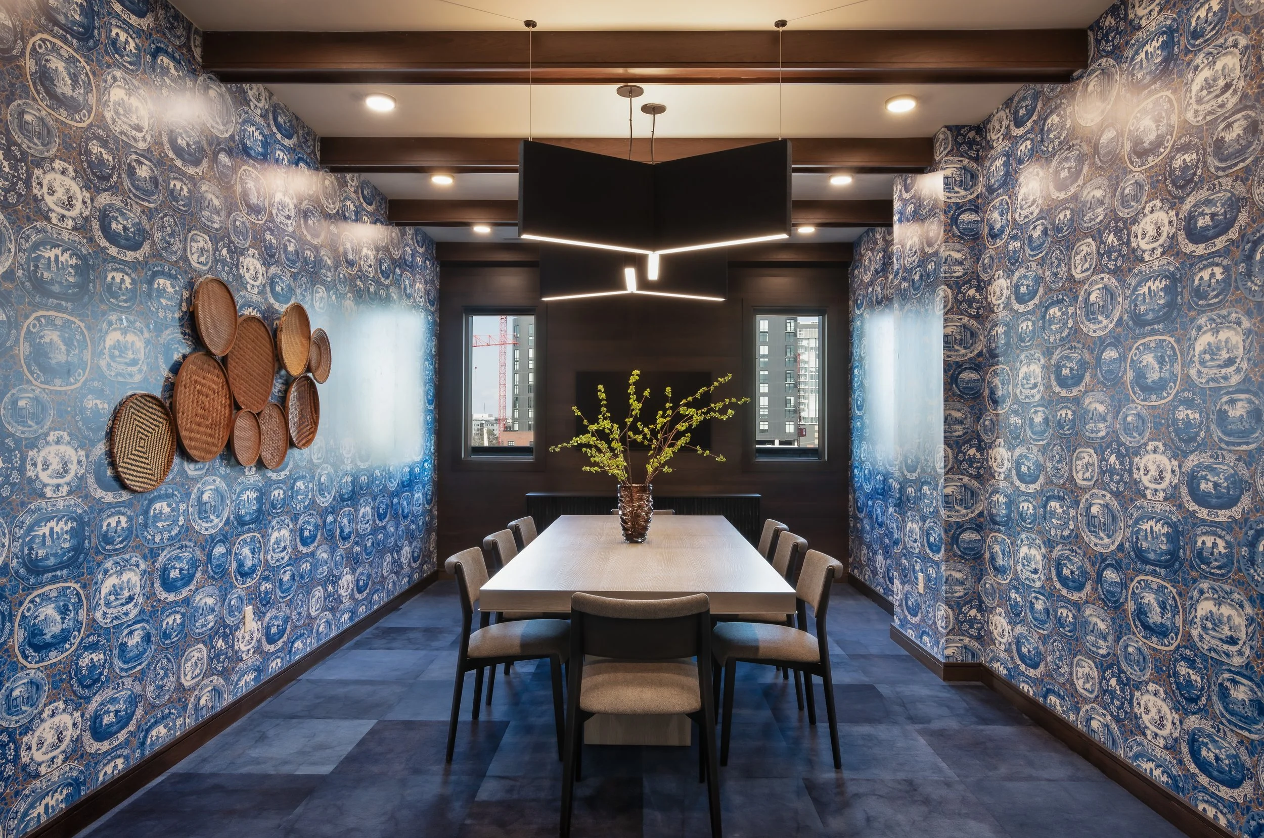 Curated visual reference: Picture Idea: Amenities Luxury High Rise Apartments Nashville