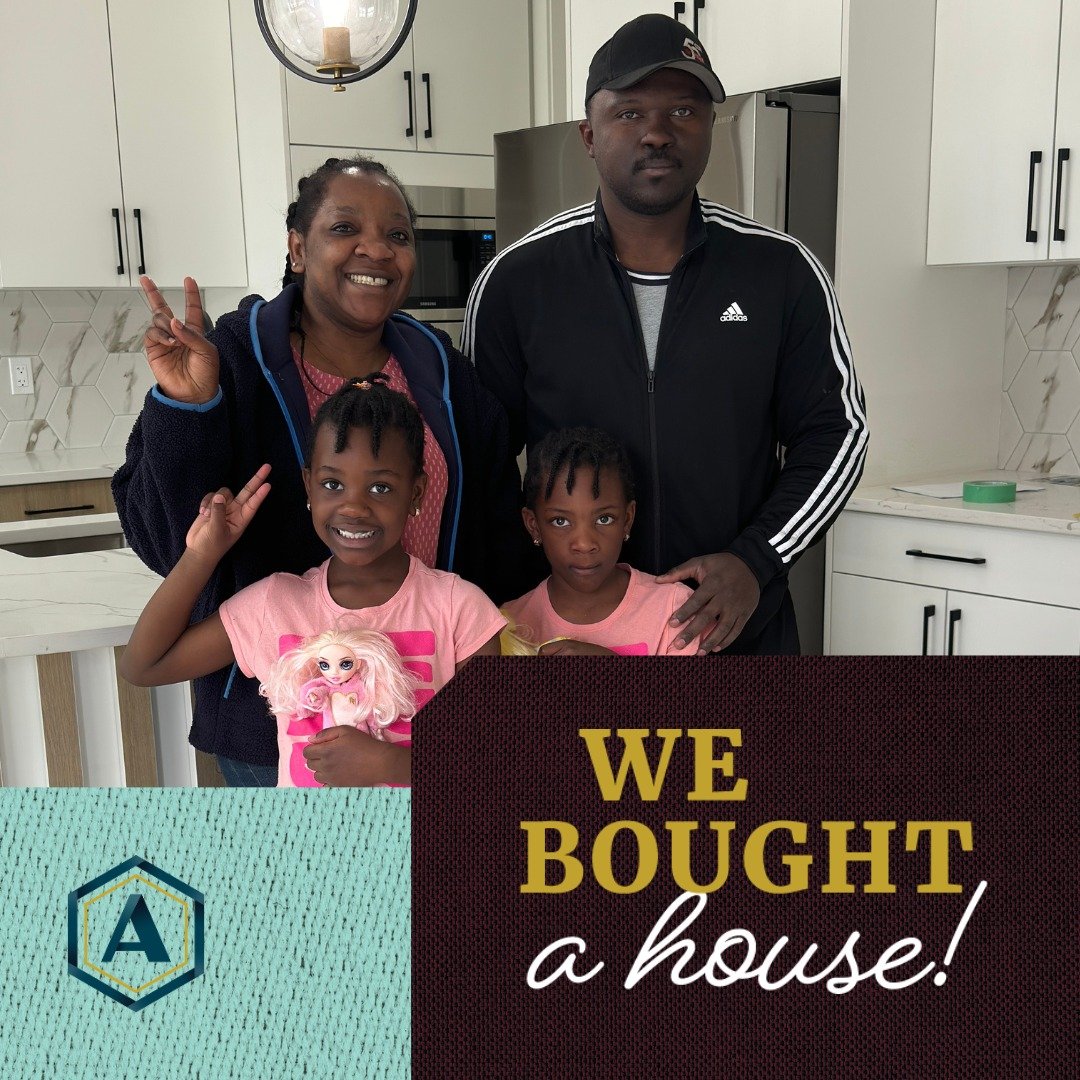 SOLD in Beaumont! Welcoming Ludovic, Laura, and their adorable daughters to the neighbourhood! 

Looking to customize your home sweet home like the Lucille model? Reach out to Dolly for all the details! 📞780-245-1714
