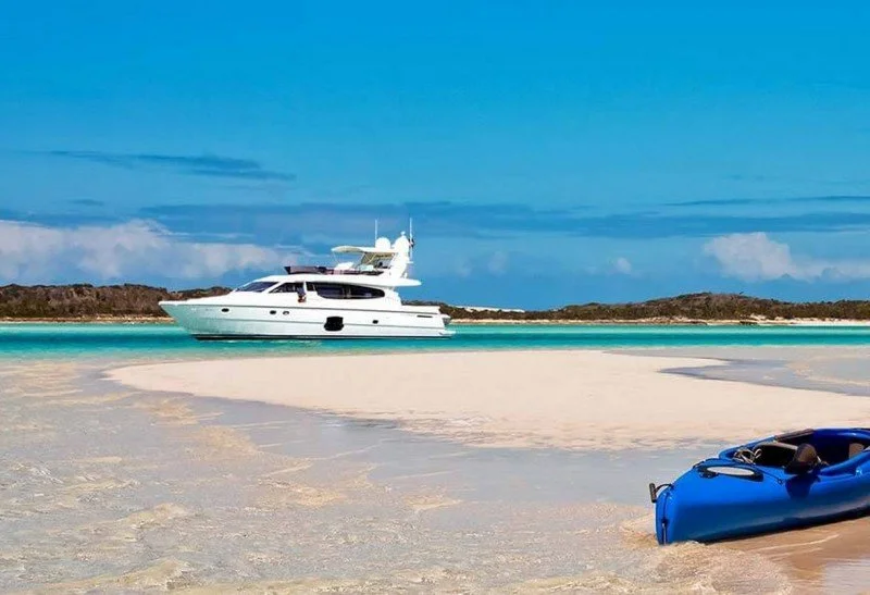 bahamas-yacht-kayak_002.jpeg