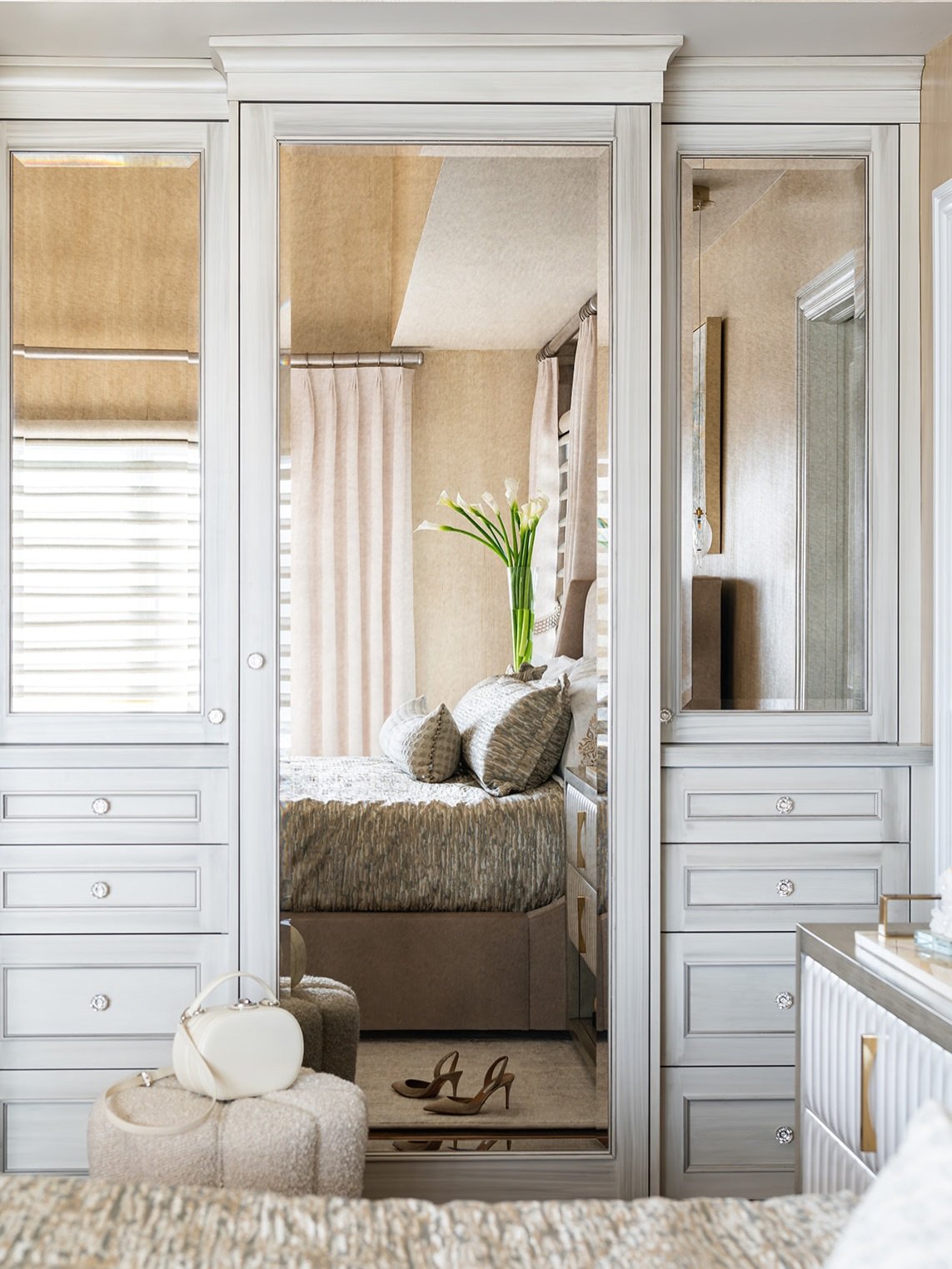 Tucked into the primary suite, is a space just for you. 🤍

For choosing the heels.
For fastening the necklace.

A space like this is designed for the quiet moments before you head out to meetings, school drop-offs, dinners in town.

Custom cabinetry