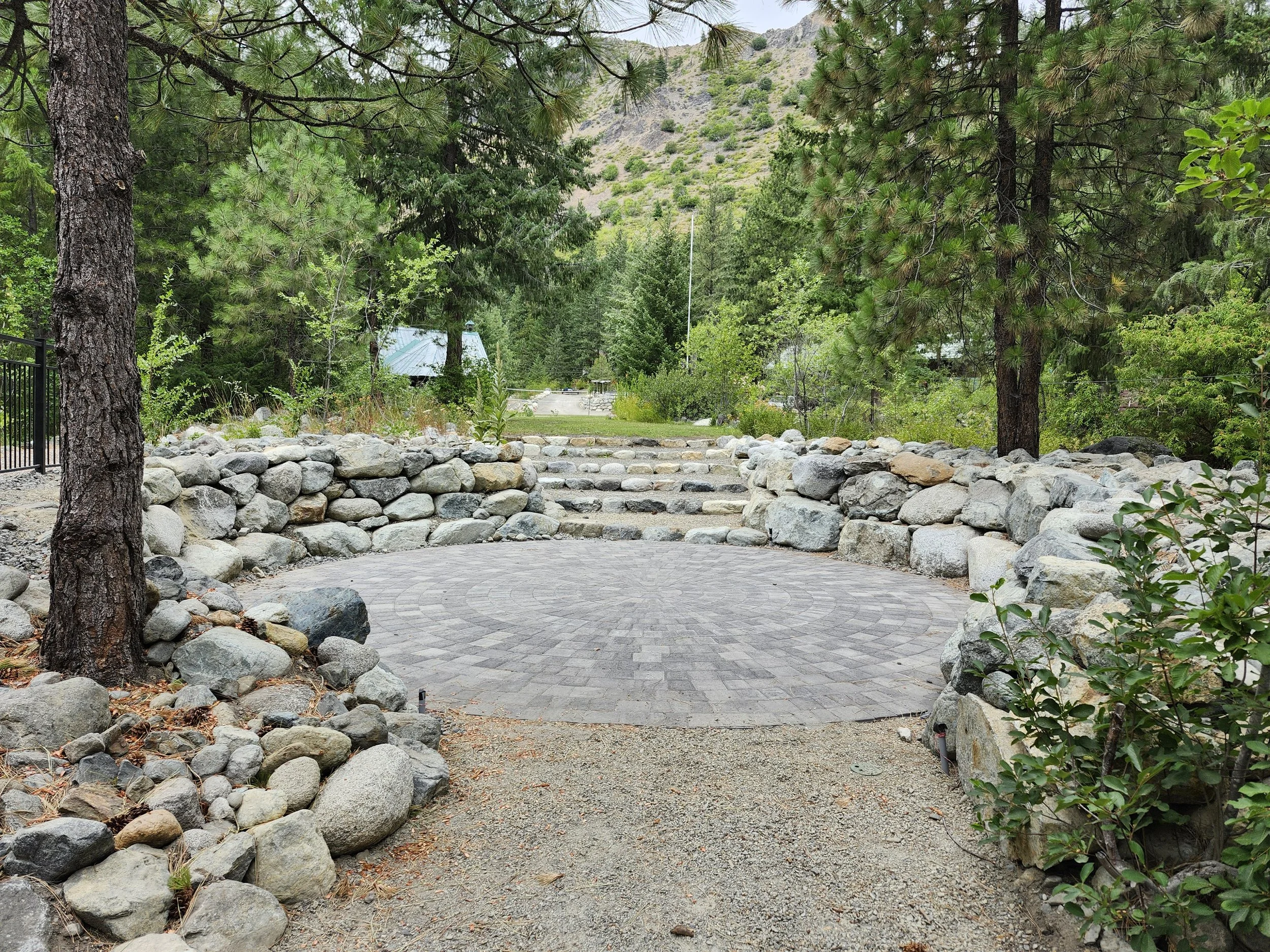 Creekside seating area and approach.jpg