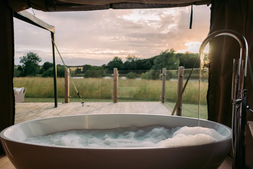 Last Minute Glamping With Hot Tub Near Me