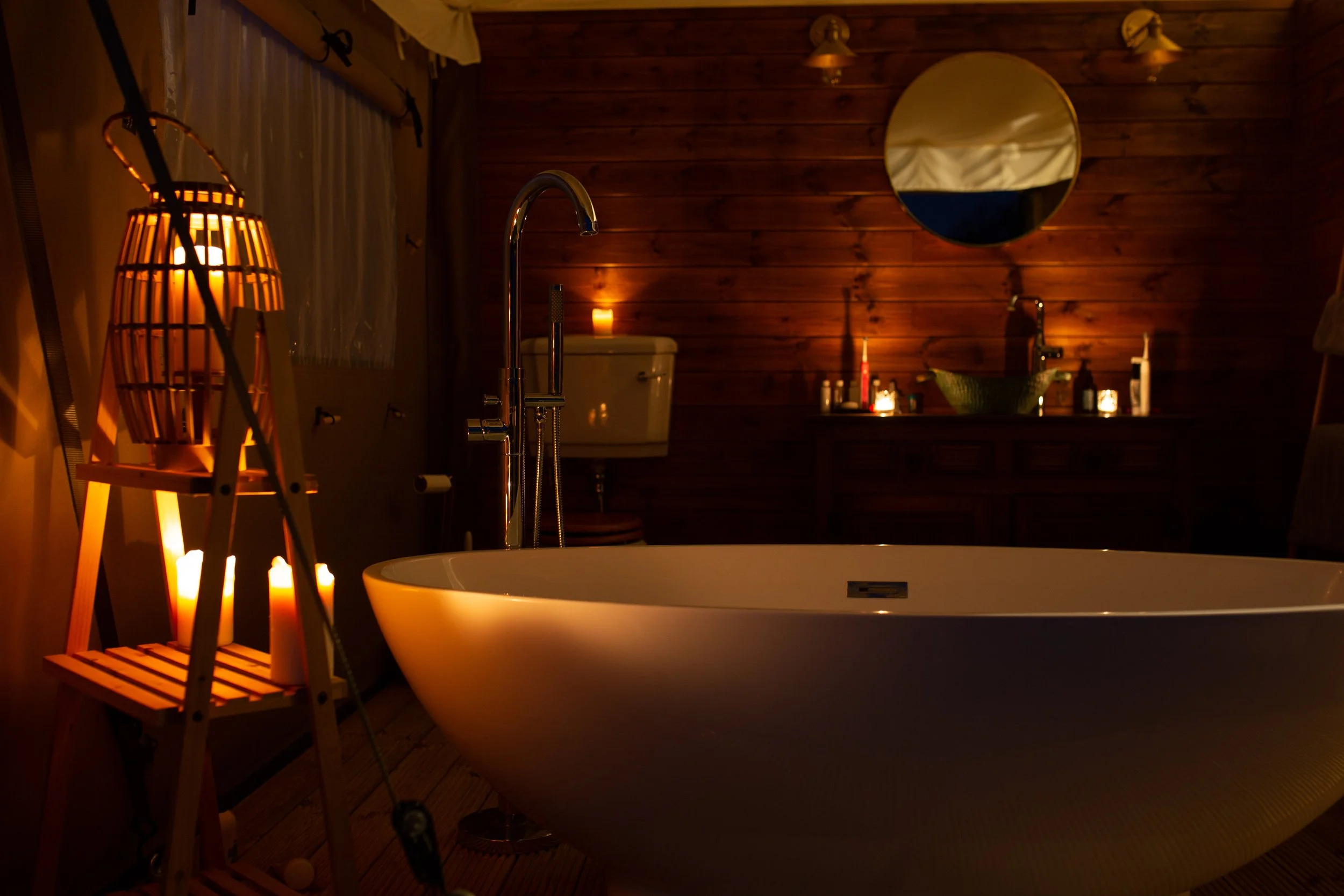 An image of a bathtub in a Nest lodge