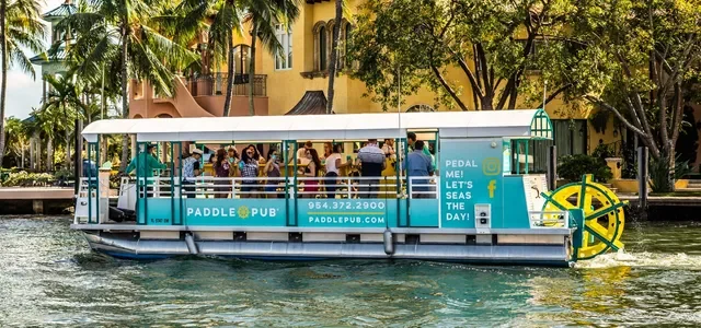 Paddle Pub Boat on the intercostal waterway as a cCaptain Getaways boat