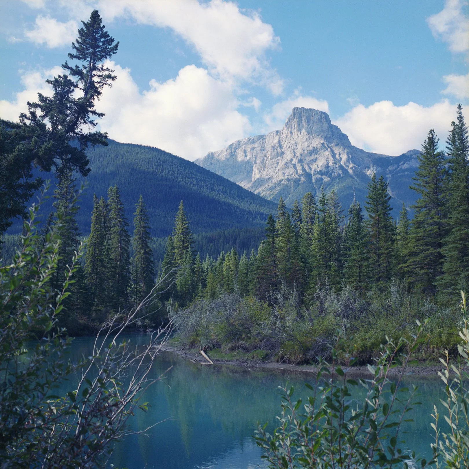 mountain-Banff_small.jpg
