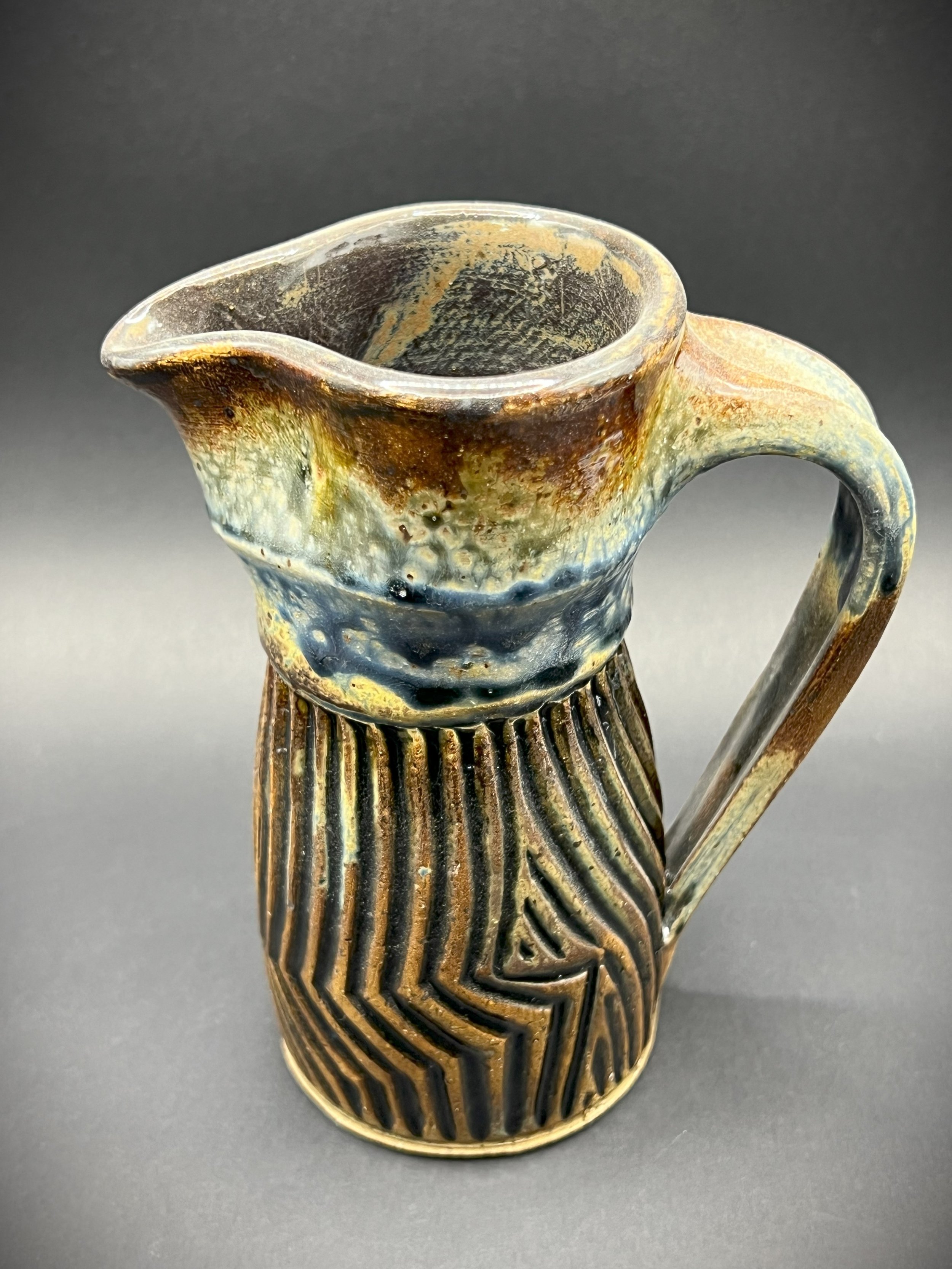 Handmade Stoneware Creamer (APL-2412)