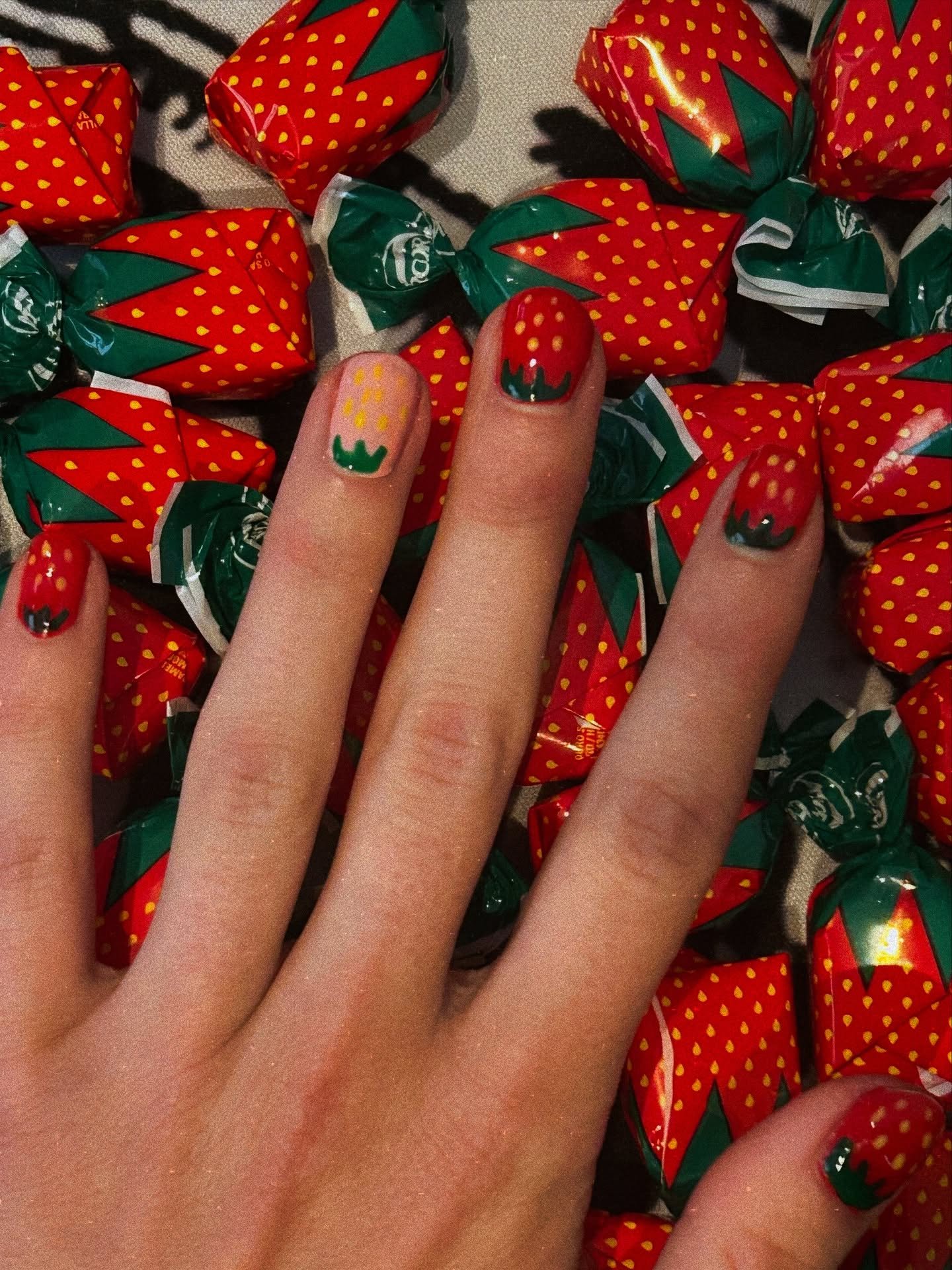 Who wore it better? #nailart #strawberrynails #creativeeveryday 🍓