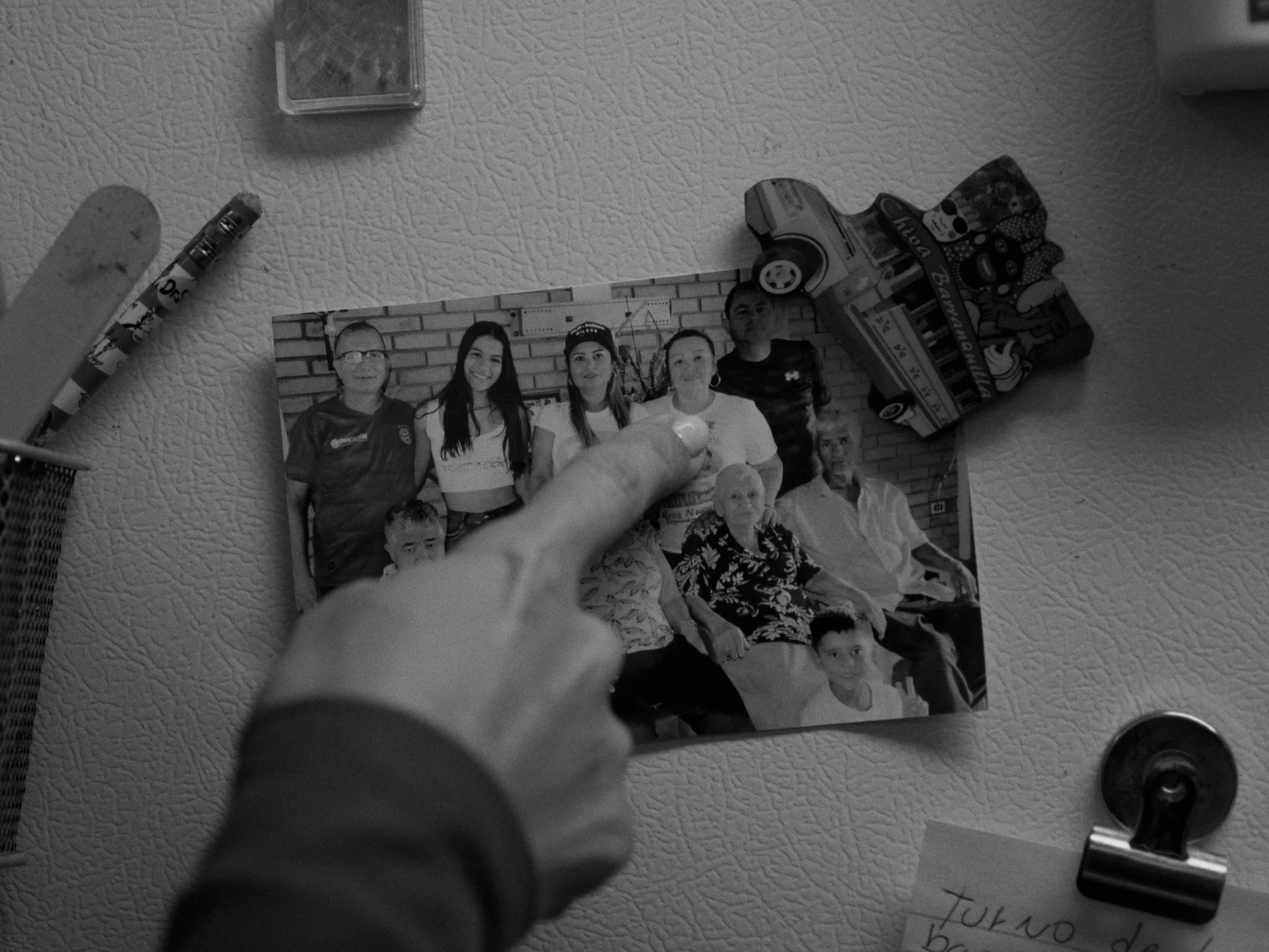 PHOTO.jpg