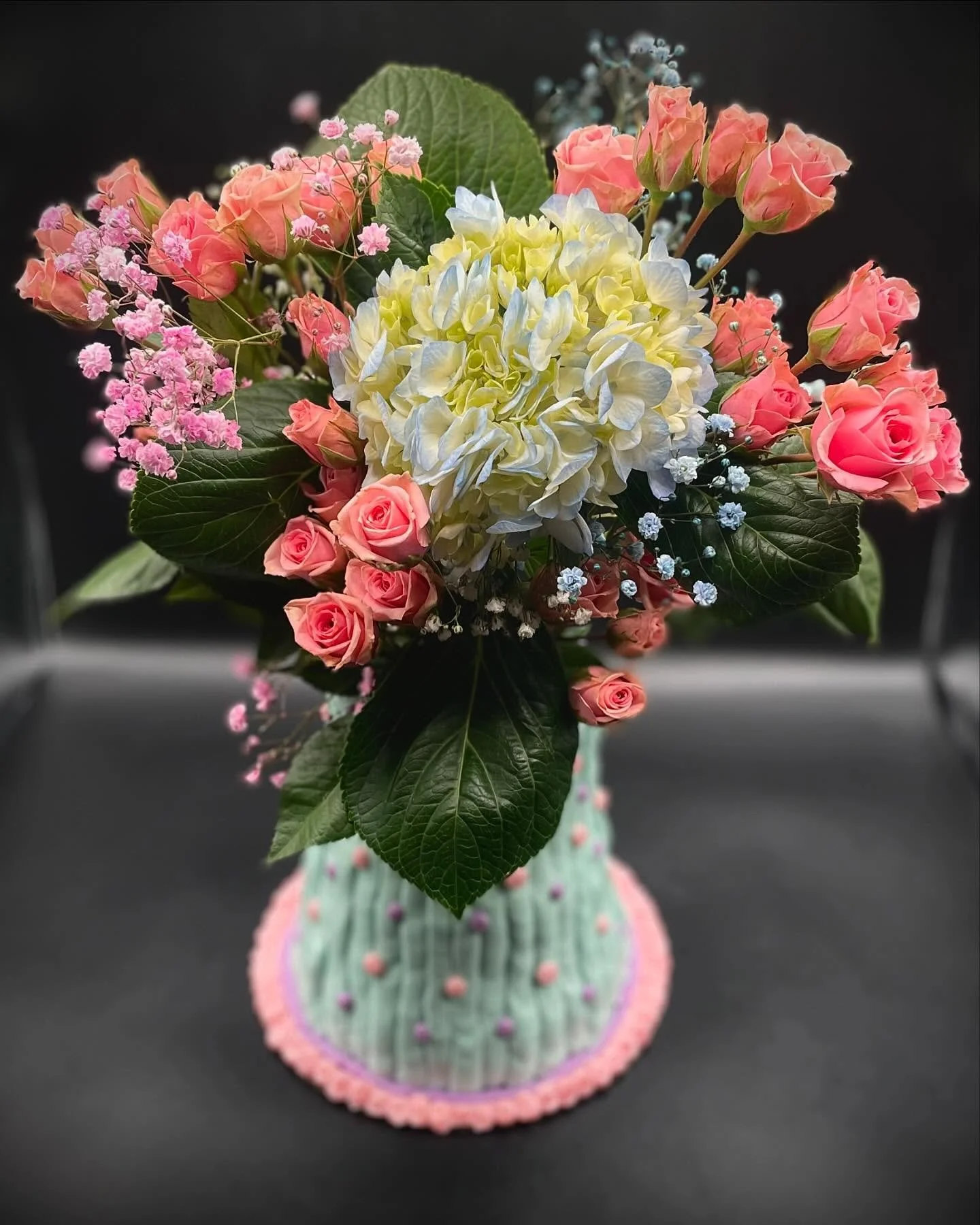 3D Cake Vase Cake.jpg