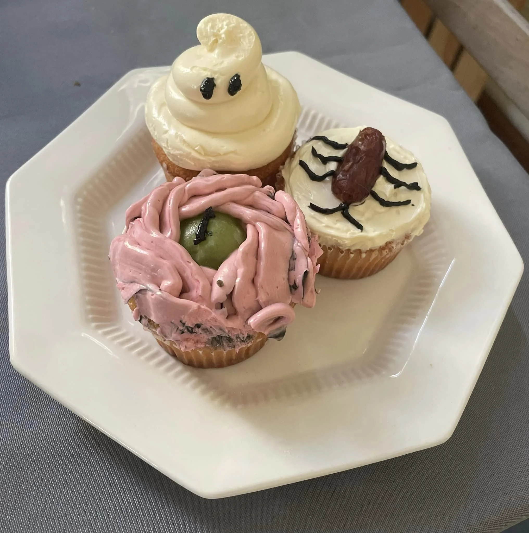 HalloweenCupcakes.jpg