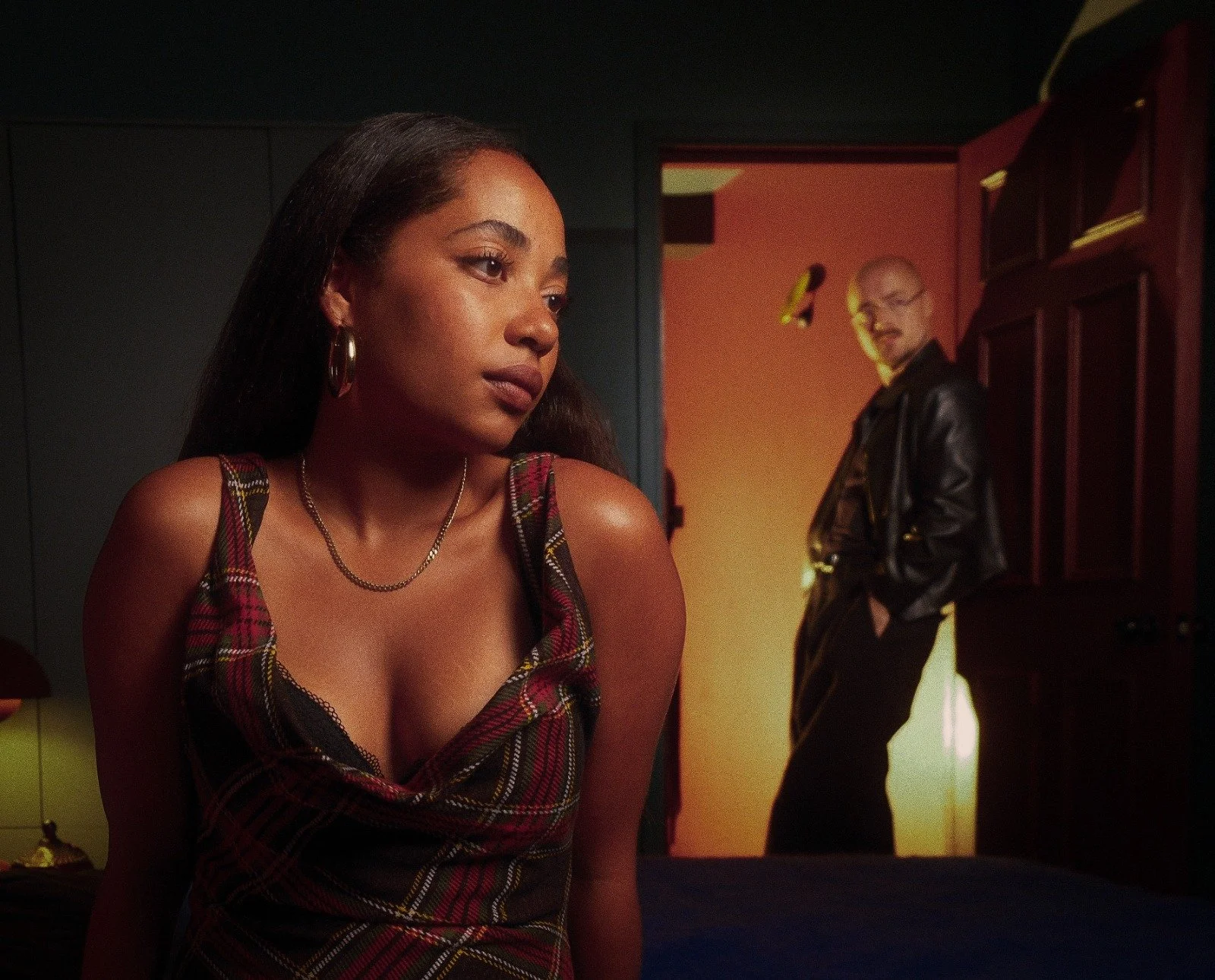 Olympia Vitalis and Maverick Sabre Dont Cry Visualiser | Stylist