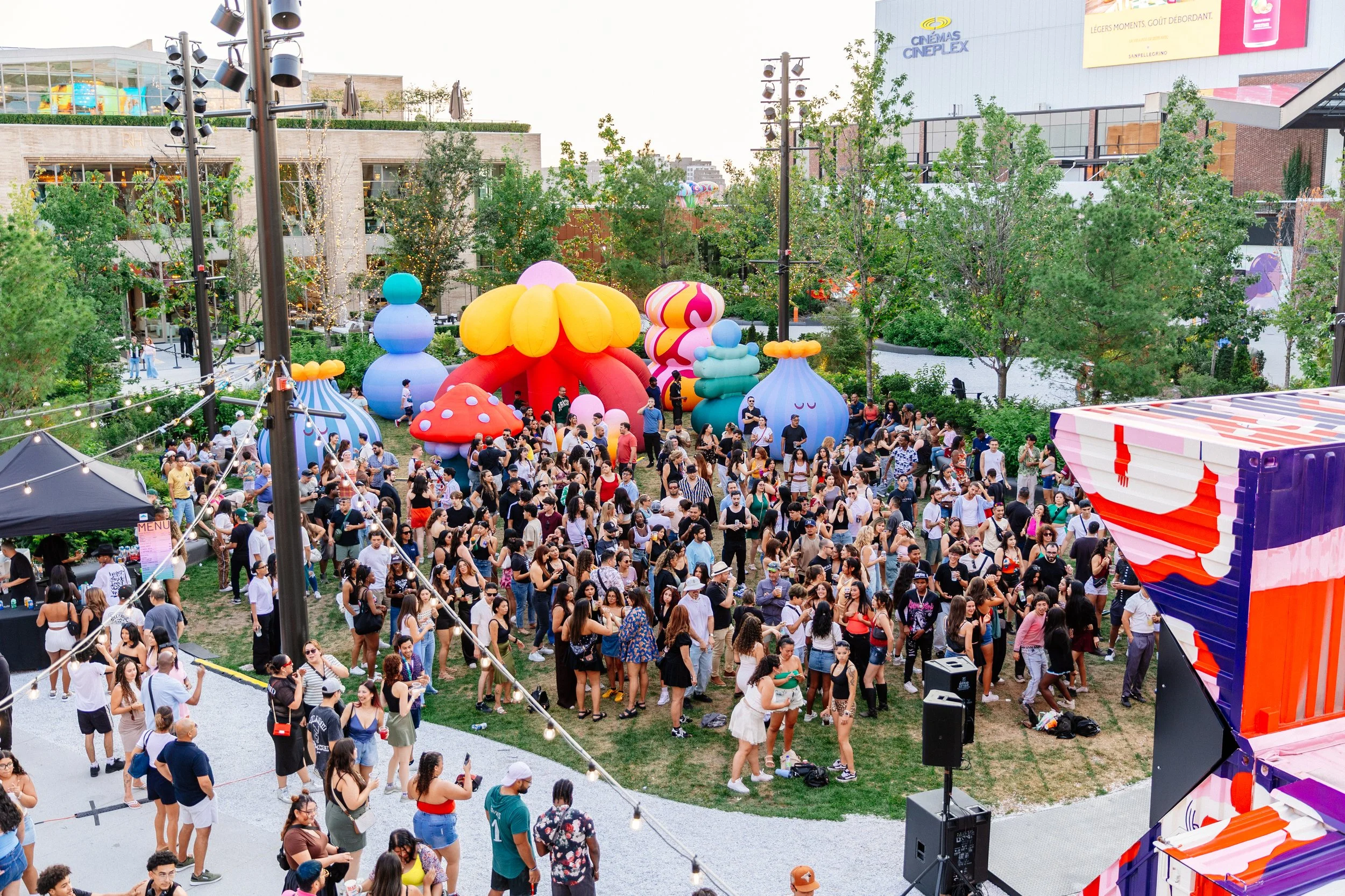 Royalmount Weekend 1 - MURAL - LNDMRK - Milan Suere-66.jpg