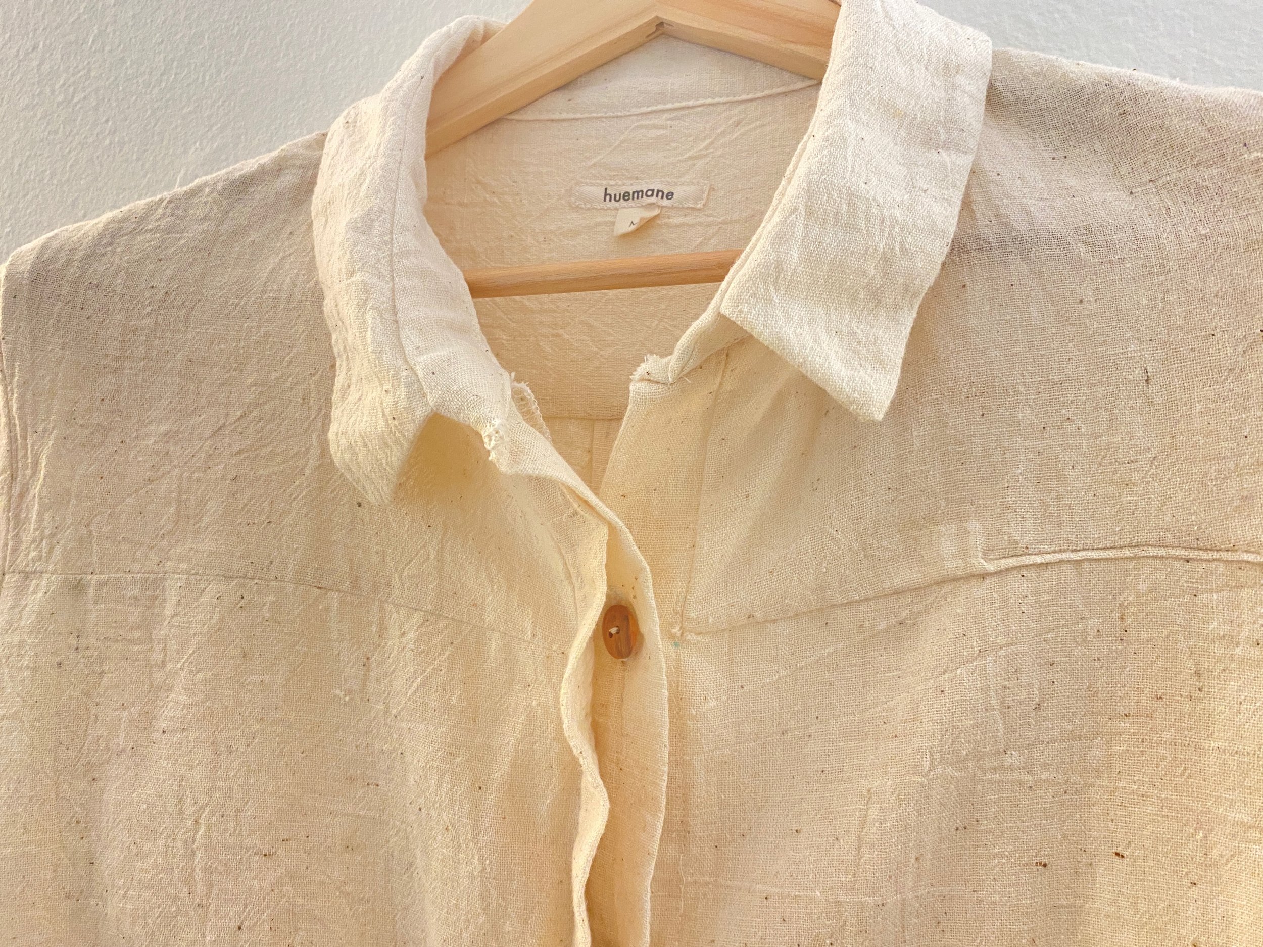 collared_hiddenbutton_brown_d.jpeg