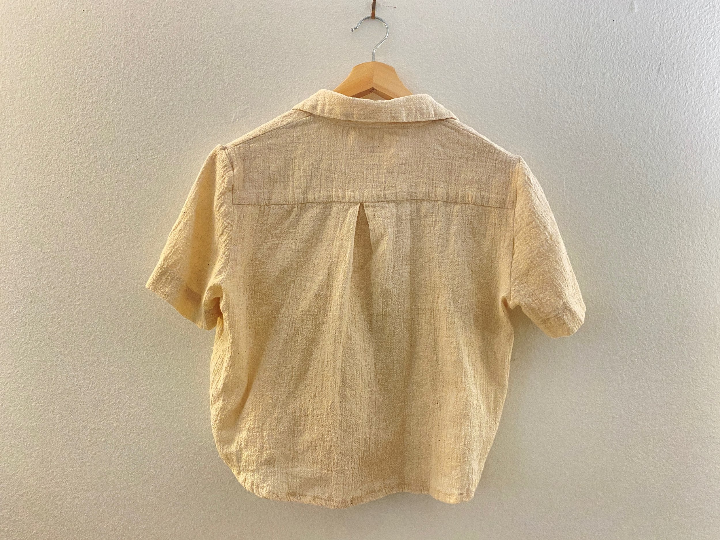collared_hiddenbutton_CREAM_back.jpeg.jpeg