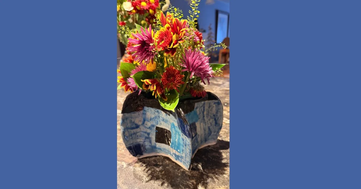 Eclipse Edge Vase Social.jpg