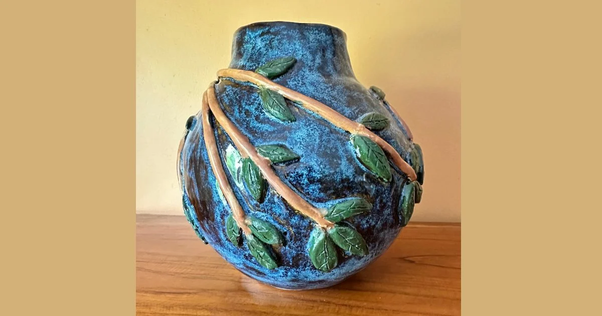 The Nocturna Flora Vase. A poetic nod to dusk and the delicate weaving of nature. Part 2